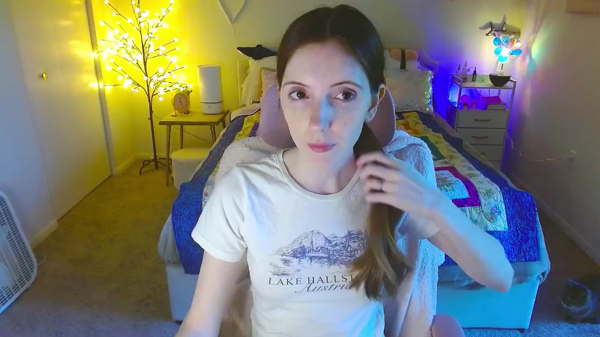 Gallery image thumbnail from MangoMae's myfreecams stream on, 06/27/2024, 17:34 image 2 of 20
