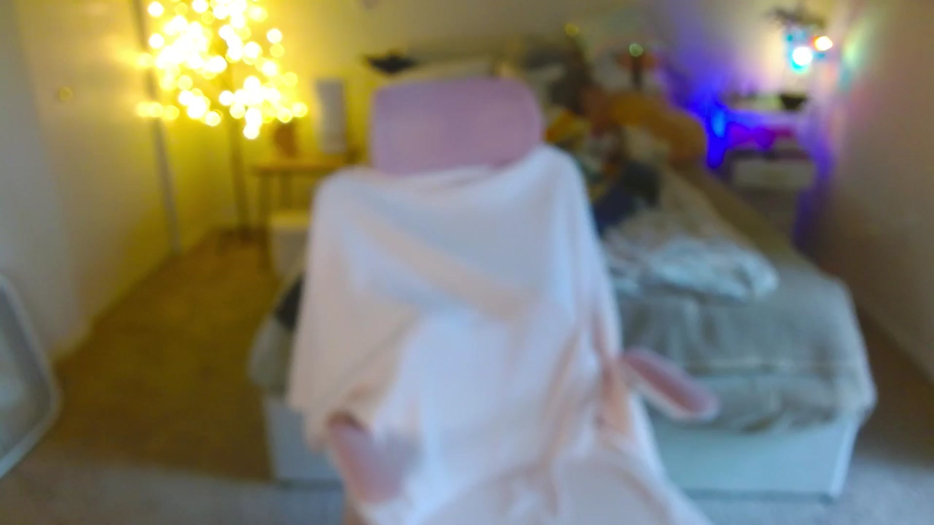Gallery image thumbnail from MangoMae's myfreecams stream on, 06/28/2024, 18:45 image 2 of 20
