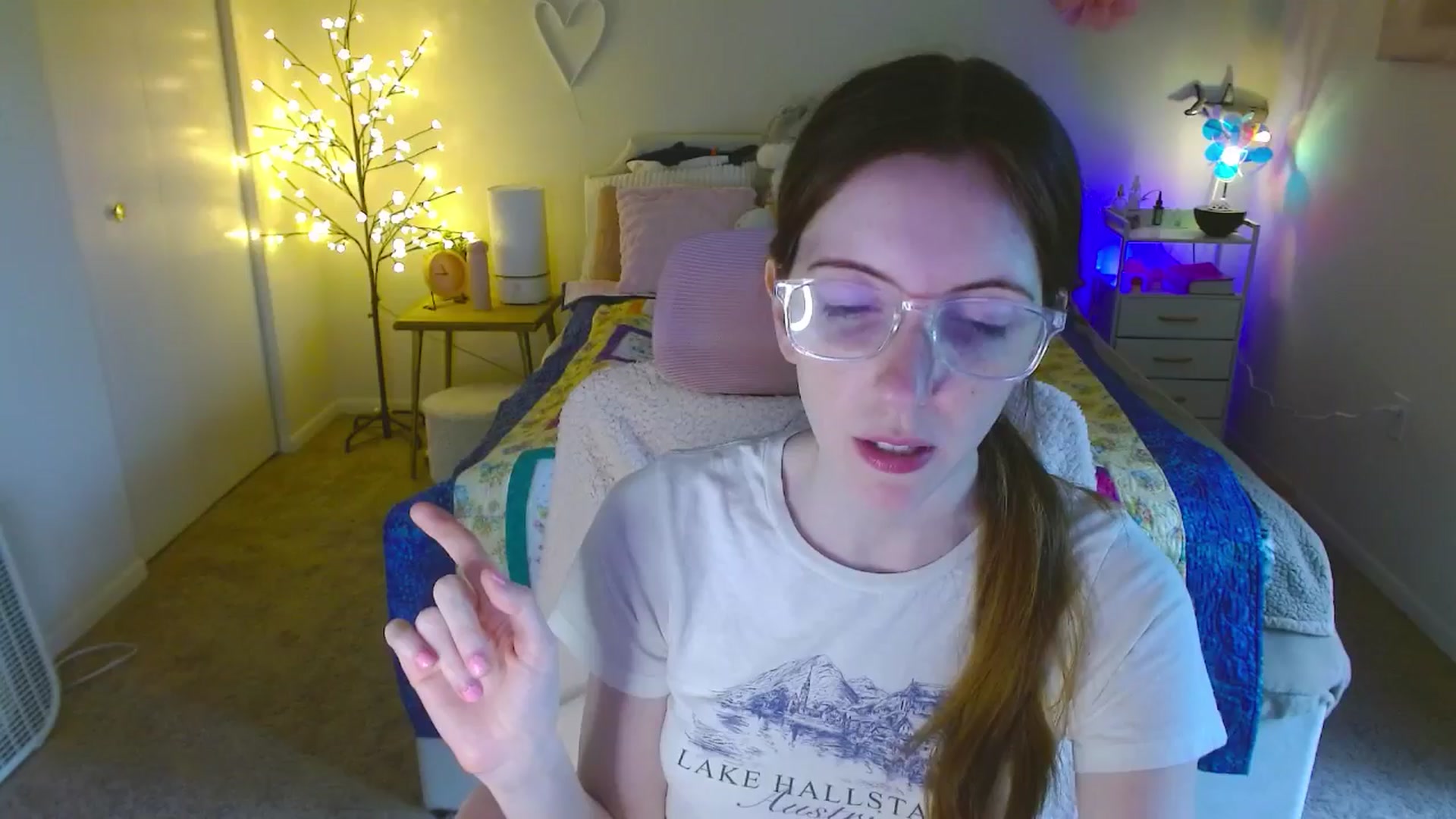 Gallery image thumbnail from MangoMae's myfreecams stream on, 06/29/2024, 16:55 image 8 of 20