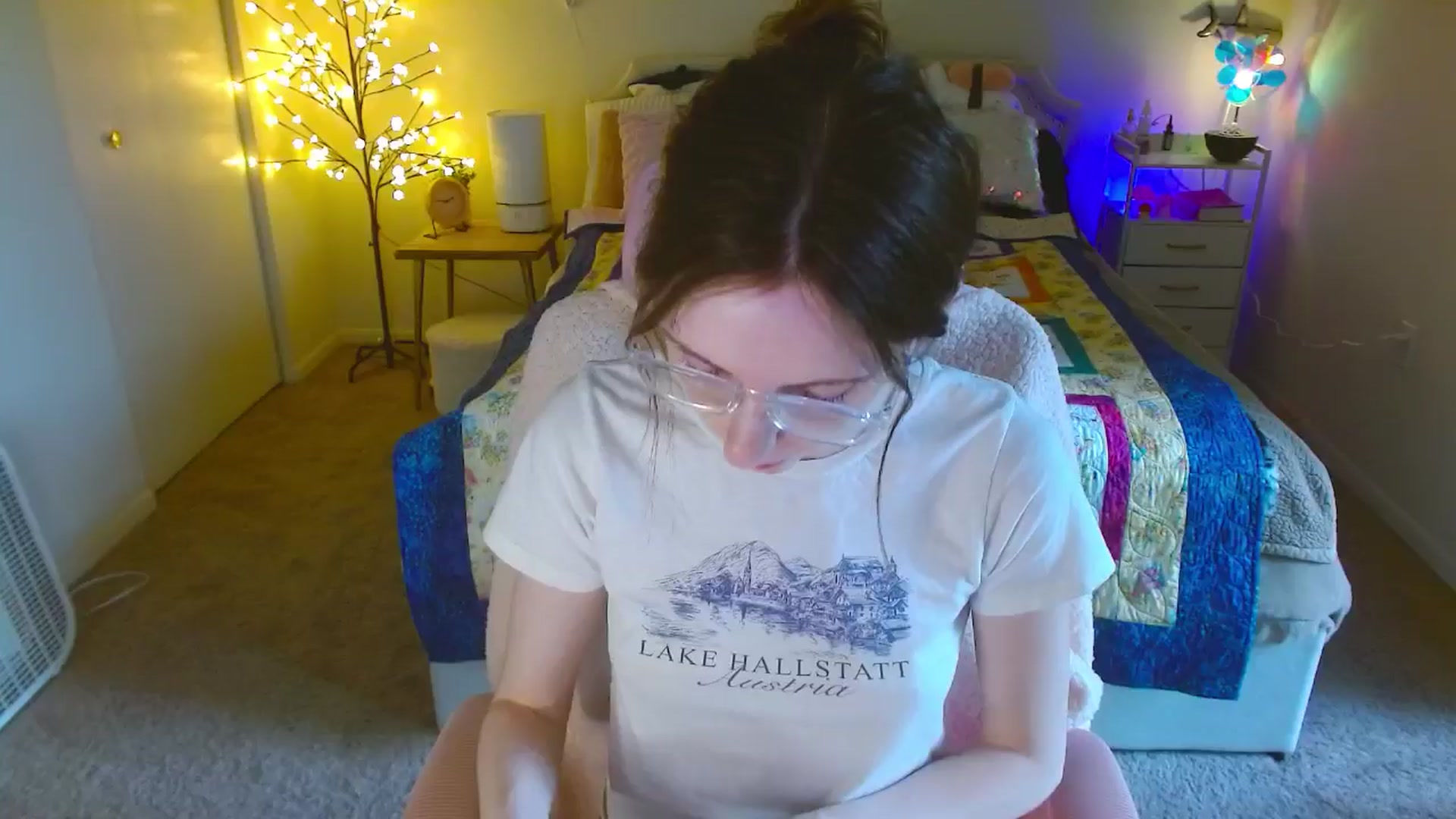 Gallery image thumbnail from MangoMae's myfreecams stream on, 06/29/2024, 19:24 image 12 of 20