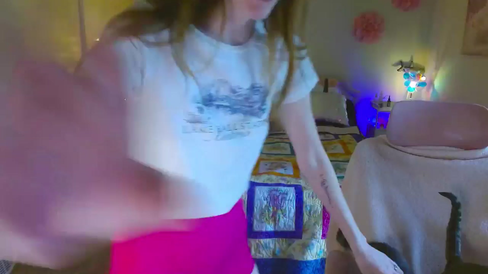 Gallery image thumbnail from MangoMae's myfreecams stream on, 06/29/2024, 19:24 image 9 of 20
