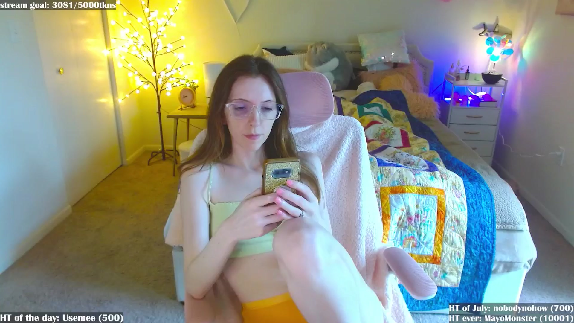 Gallery image thumbnail from MangoMae's myfreecams stream on, 07/04/2024, 13:47 image 20 of 20