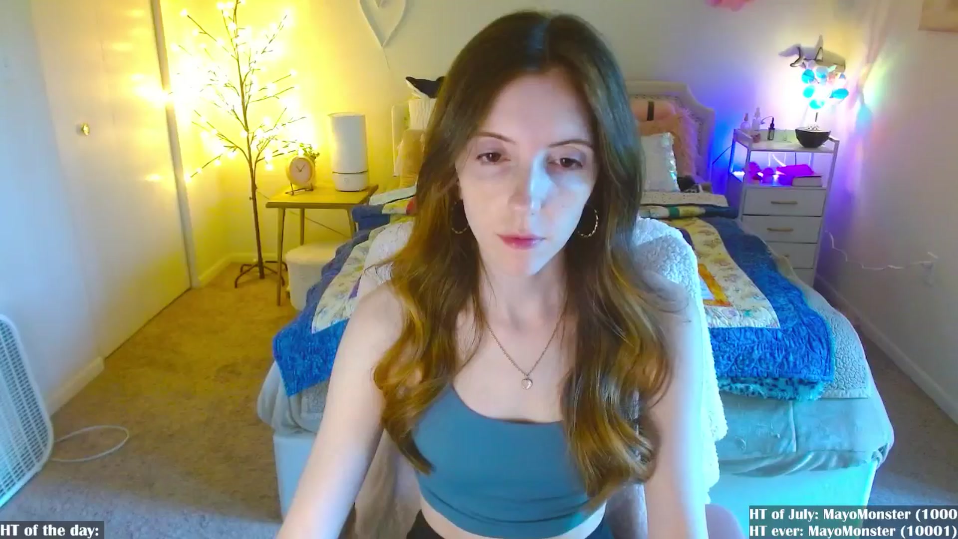Gallery image thumbnail from MangoMae's myfreecams stream on, 07/07/2024, 16:01 image 1 of 20