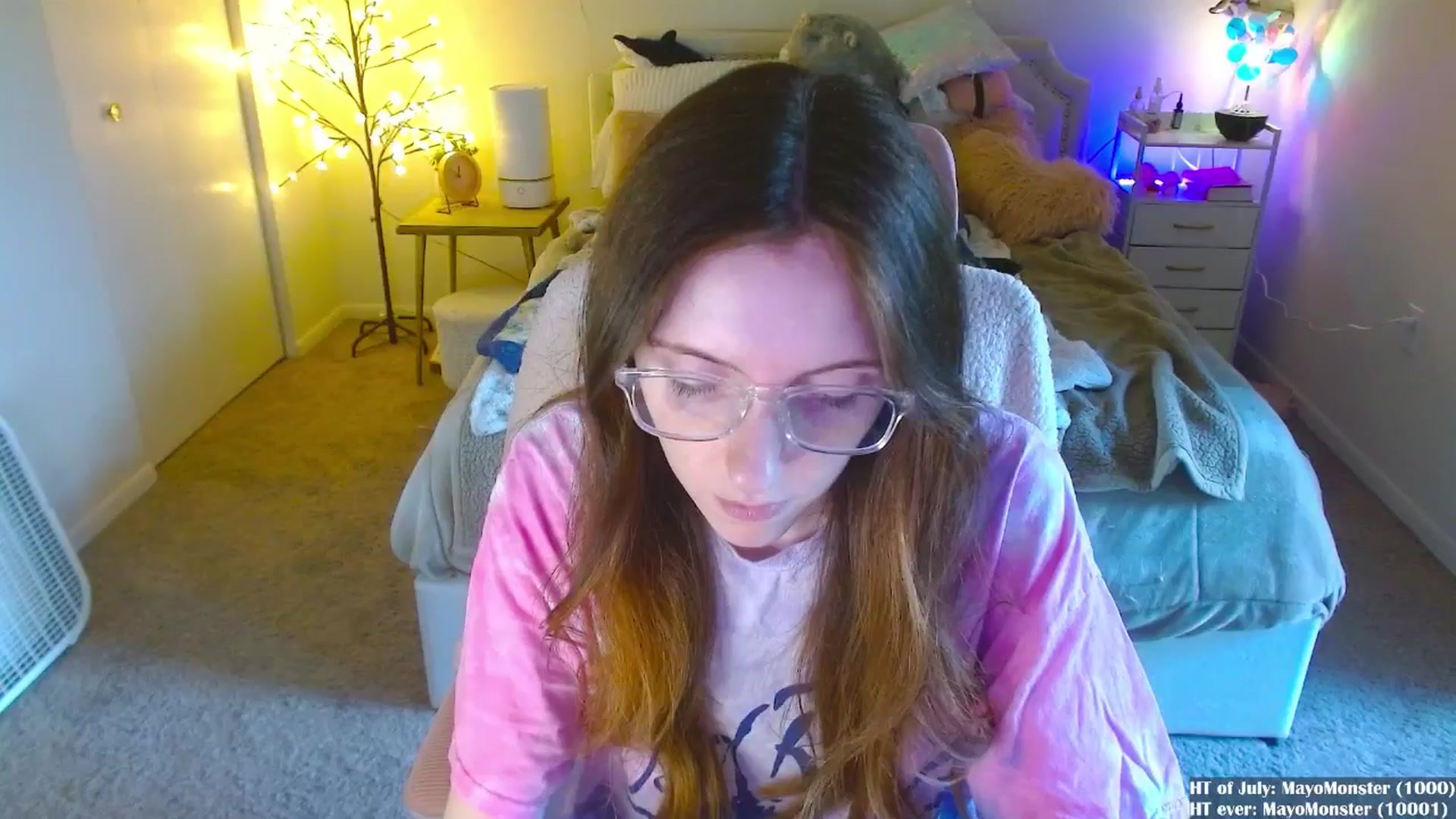 Gallery image thumbnail from MangoMae's myfreecams stream on, 07/15/2024, 16:54 image 20 of 20