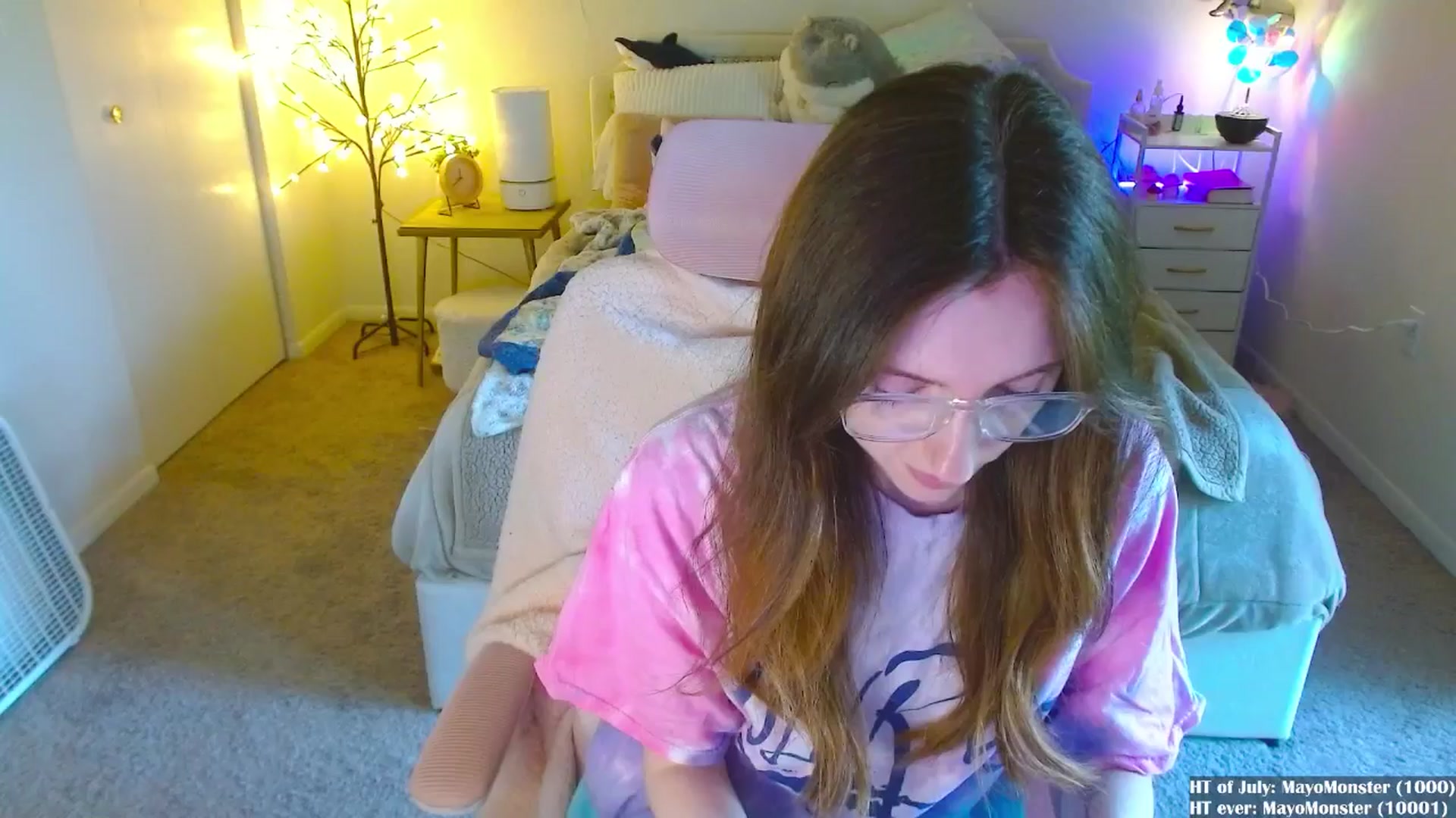 Gallery image thumbnail from MangoMae's myfreecams stream on, 07/15/2024, 16:54 image 3 of 20
