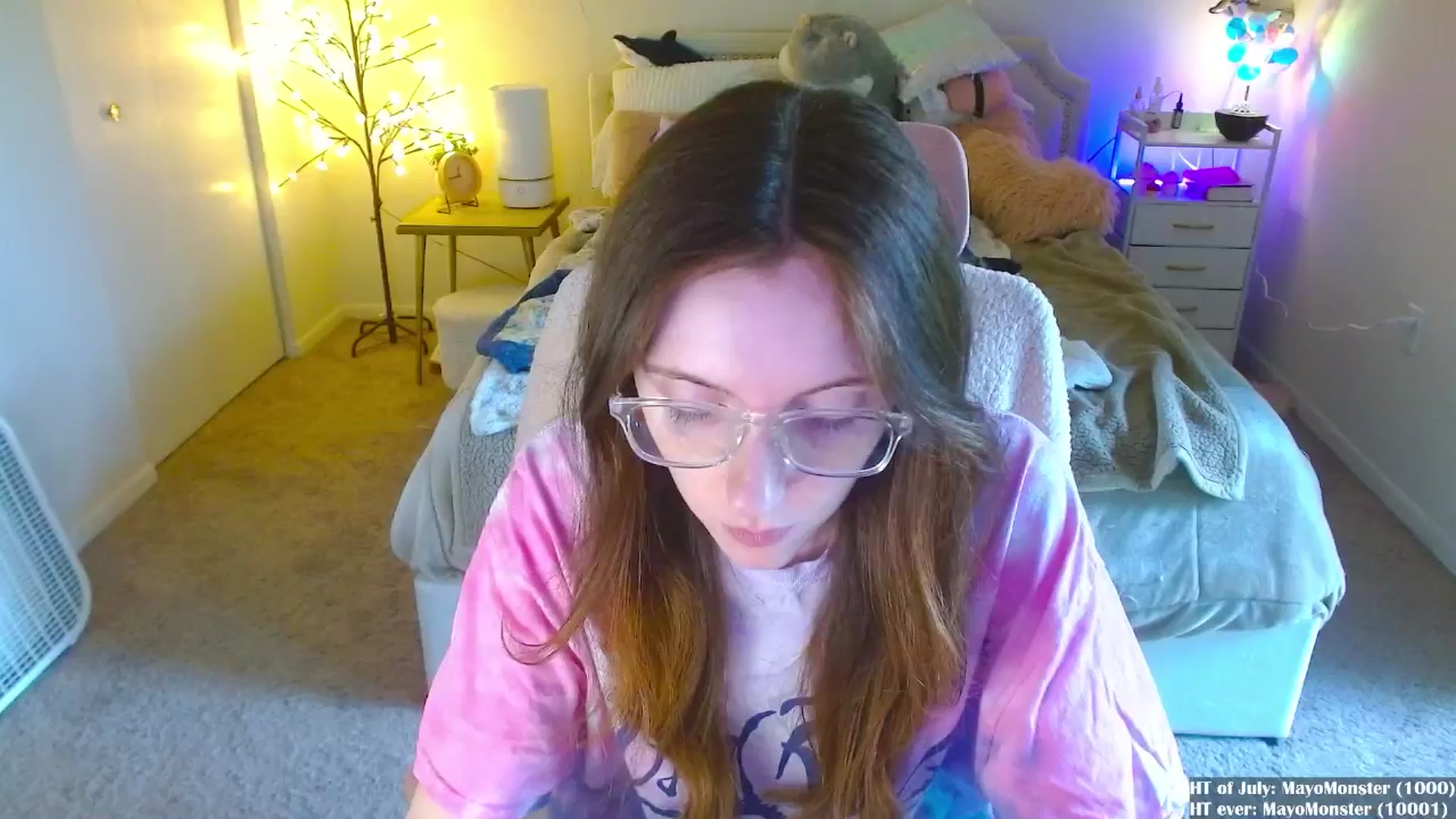 Gallery image thumbnail from MangoMae's myfreecams stream on, 07/15/2024, 16:54 image 9 of 20