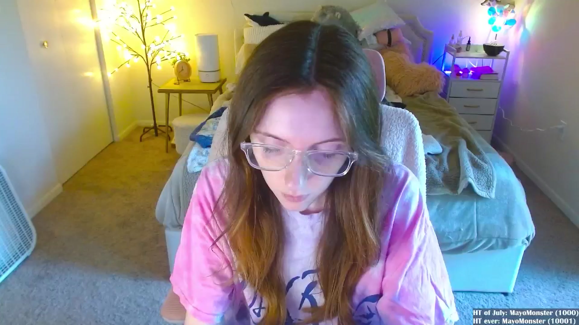 Gallery image thumbnail from MangoMae's myfreecams stream on, 07/15/2024, 16:54 image 5 of 20