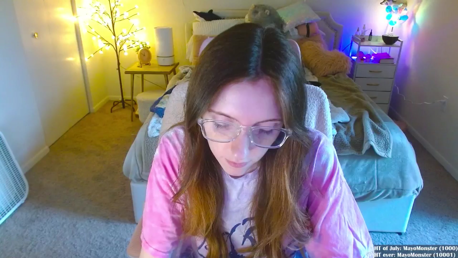 Gallery image thumbnail from MangoMae's myfreecams stream on, 07/15/2024, 16:54 image 19 of 20