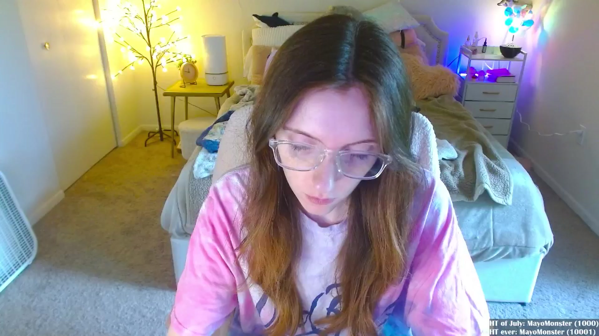Gallery image thumbnail from MangoMae's myfreecams stream on, 07/15/2024, 16:54 image 14 of 20