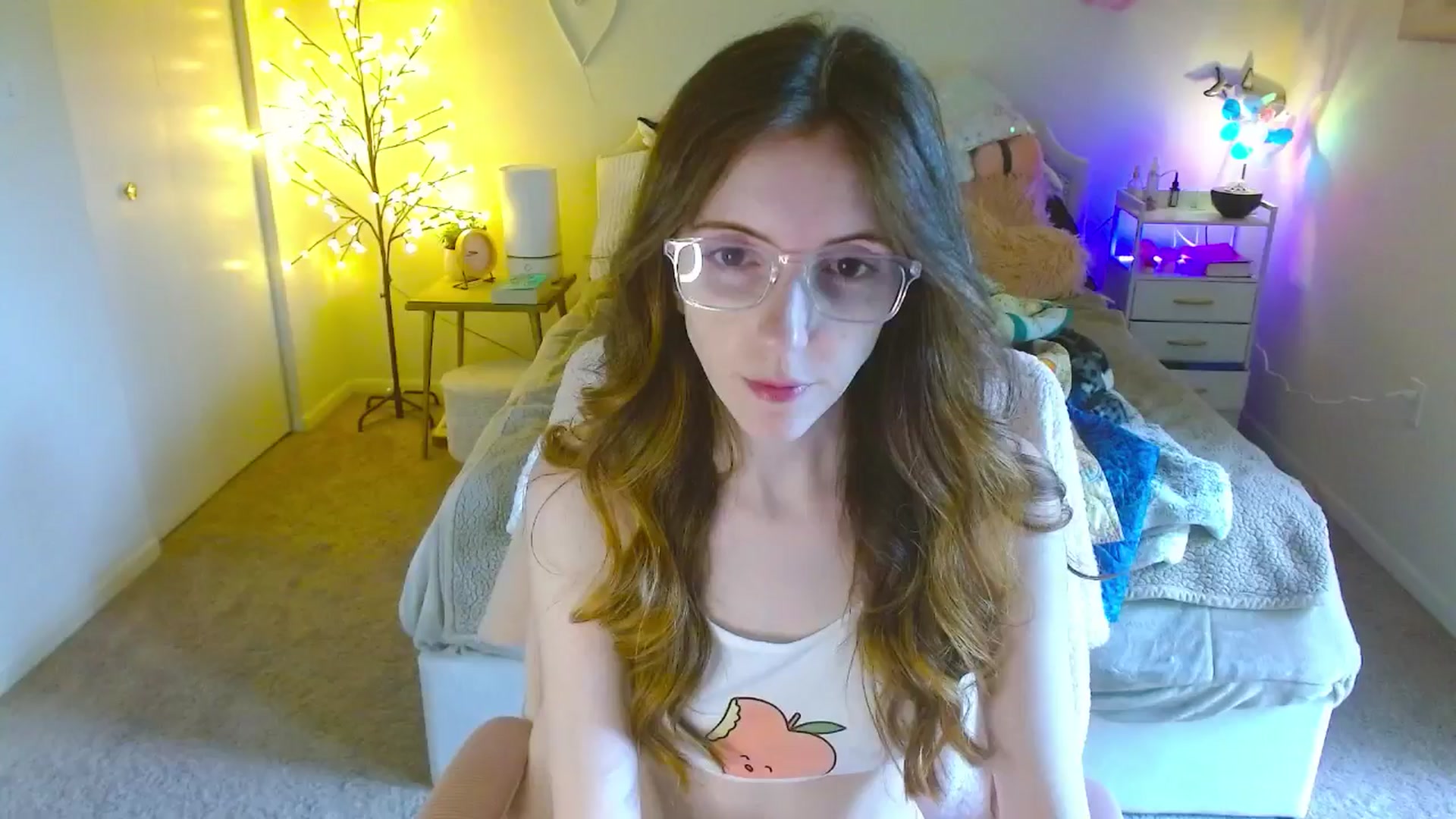 Gallery image thumbnail from MangoMae's myfreecams stream on, 08/01/2024, 13:56 image 9 of 20