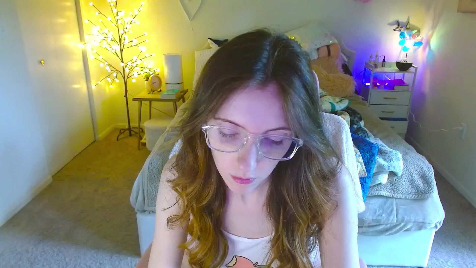 Gallery image thumbnail from MangoMae's myfreecams stream on, 08/01/2024, 13:56 image 7 of 20