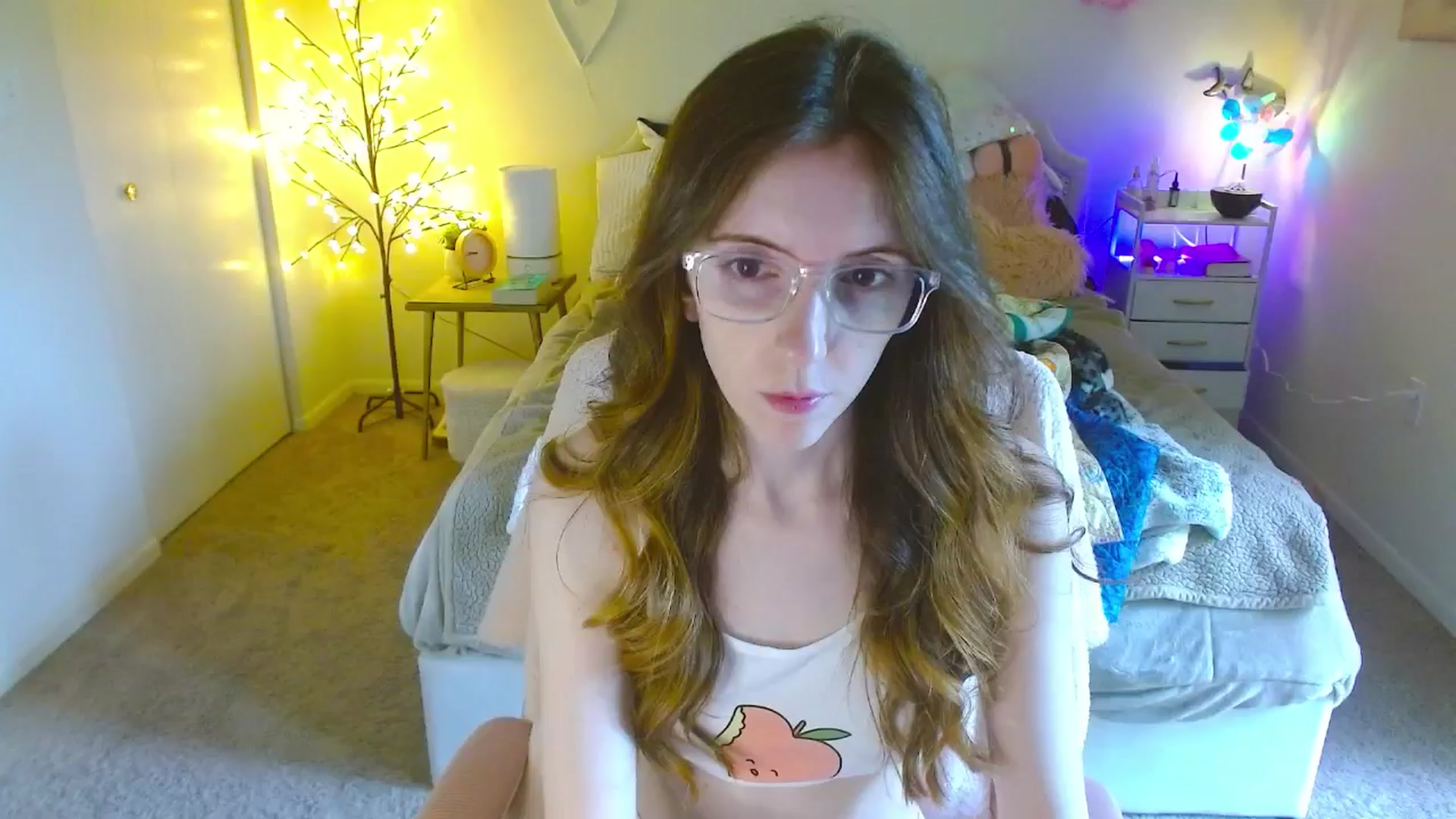Gallery image thumbnail from MangoMae's myfreecams stream on, 08/01/2024, 13:56 image 10 of 20