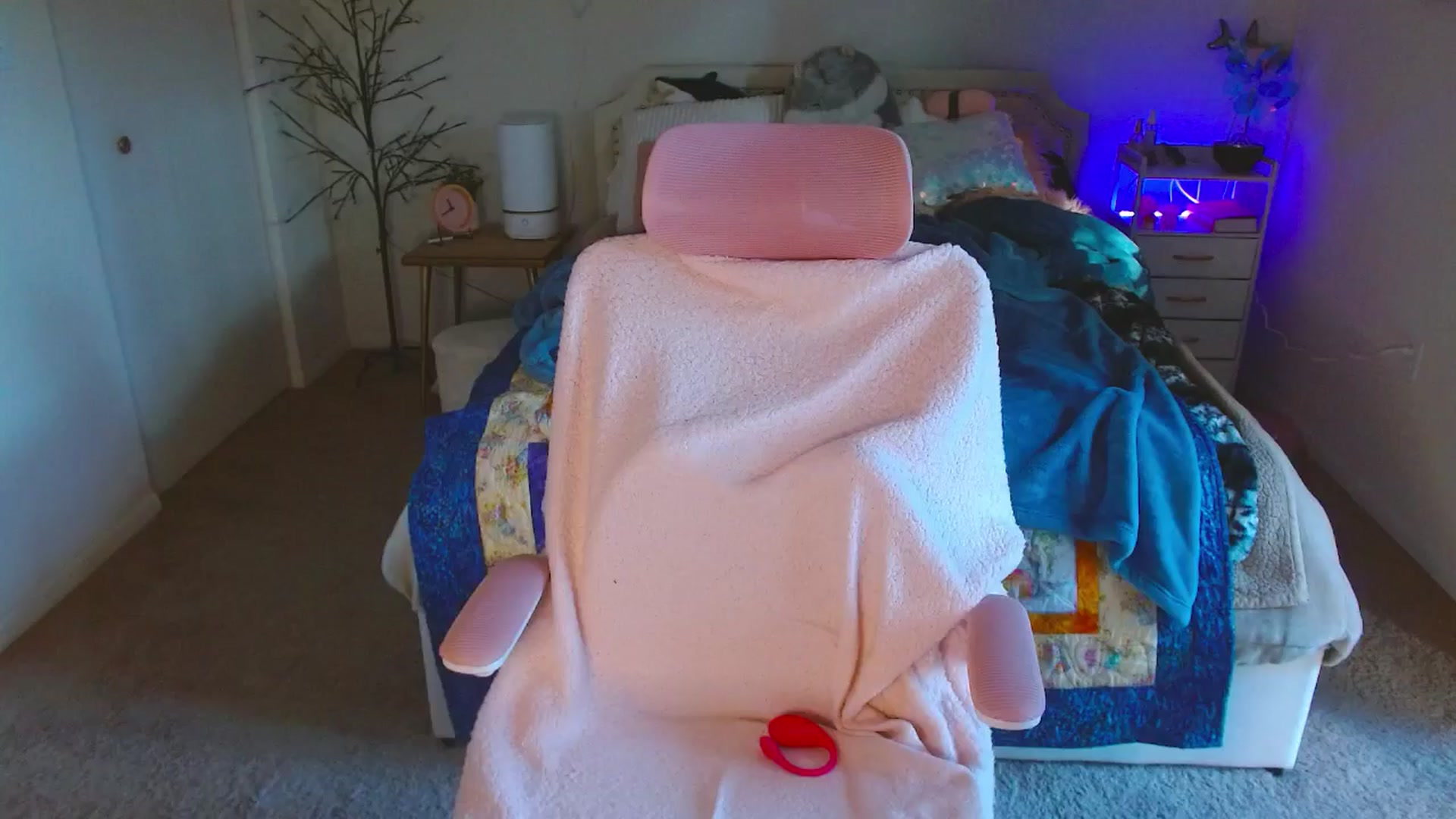 Gallery image thumbnail from MangoMae's myfreecams stream on, 09/01/2024, 12:55 image 20 of 20