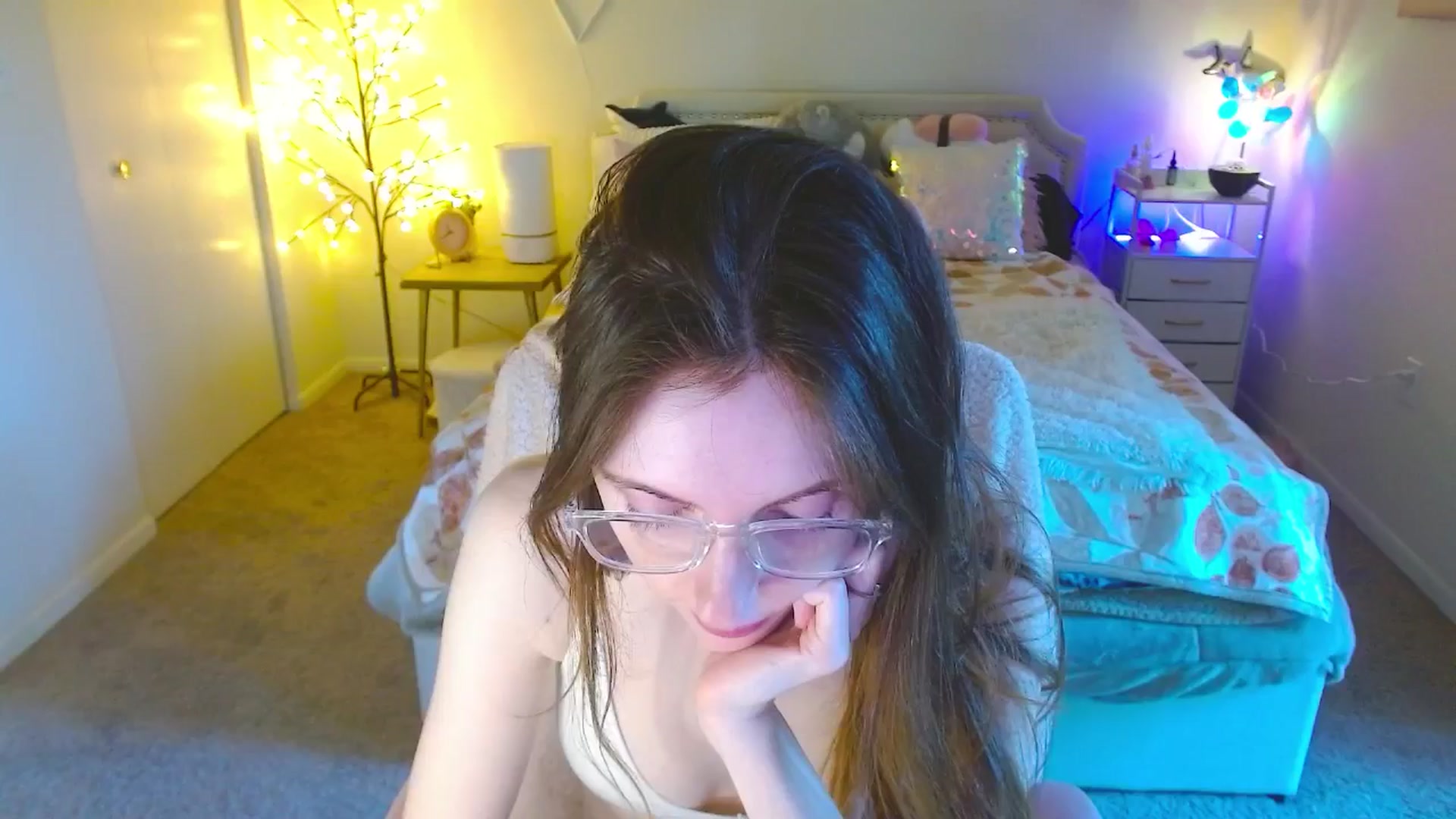 Gallery image thumbnail from MangoMae's myfreecams stream on, 09/02/2024, 14:00 image 20 of 20