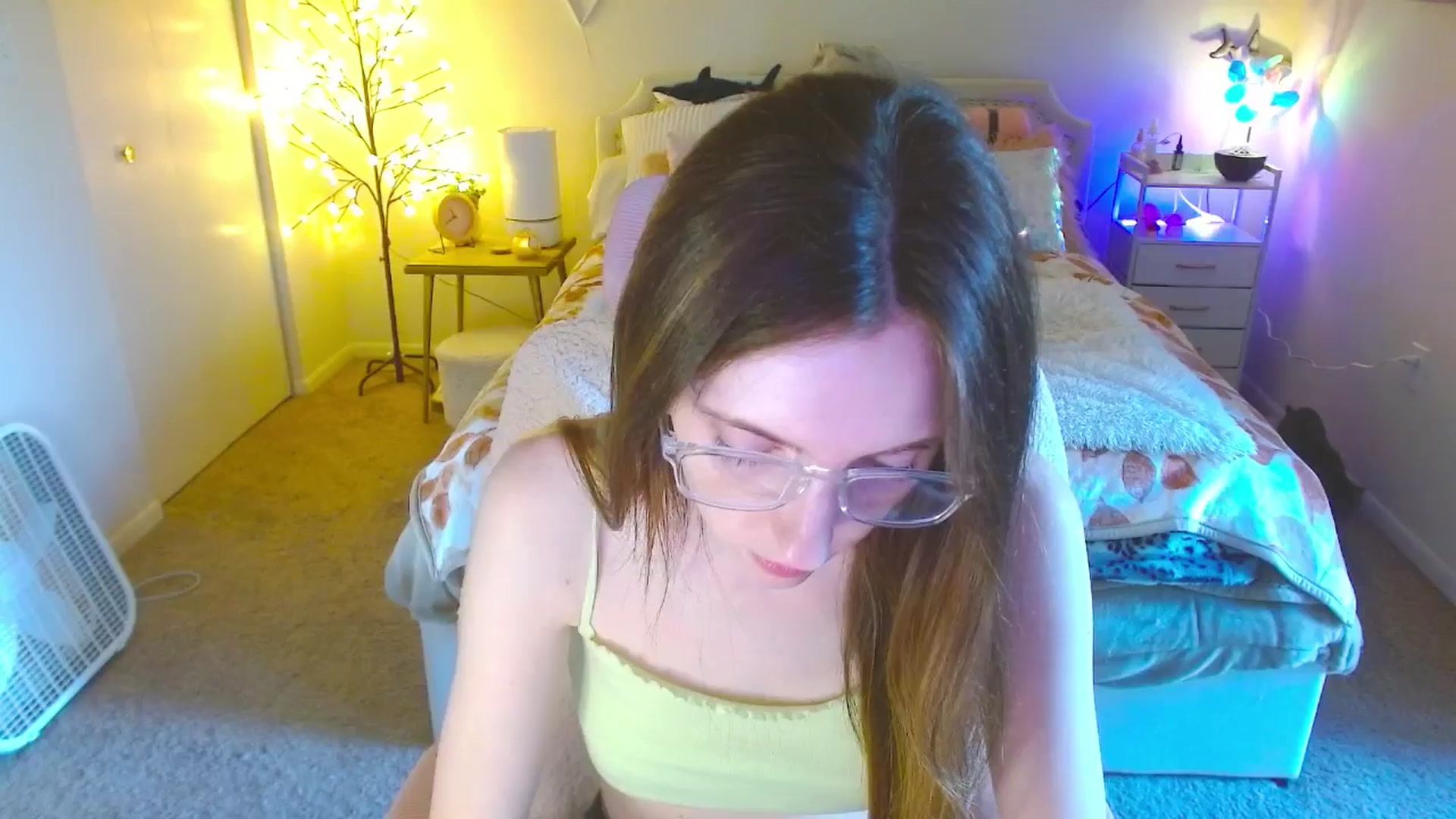 Gallery image thumbnail from MangoMae's myfreecams stream on, 09/06/2024, 21:54 image 8 of 20