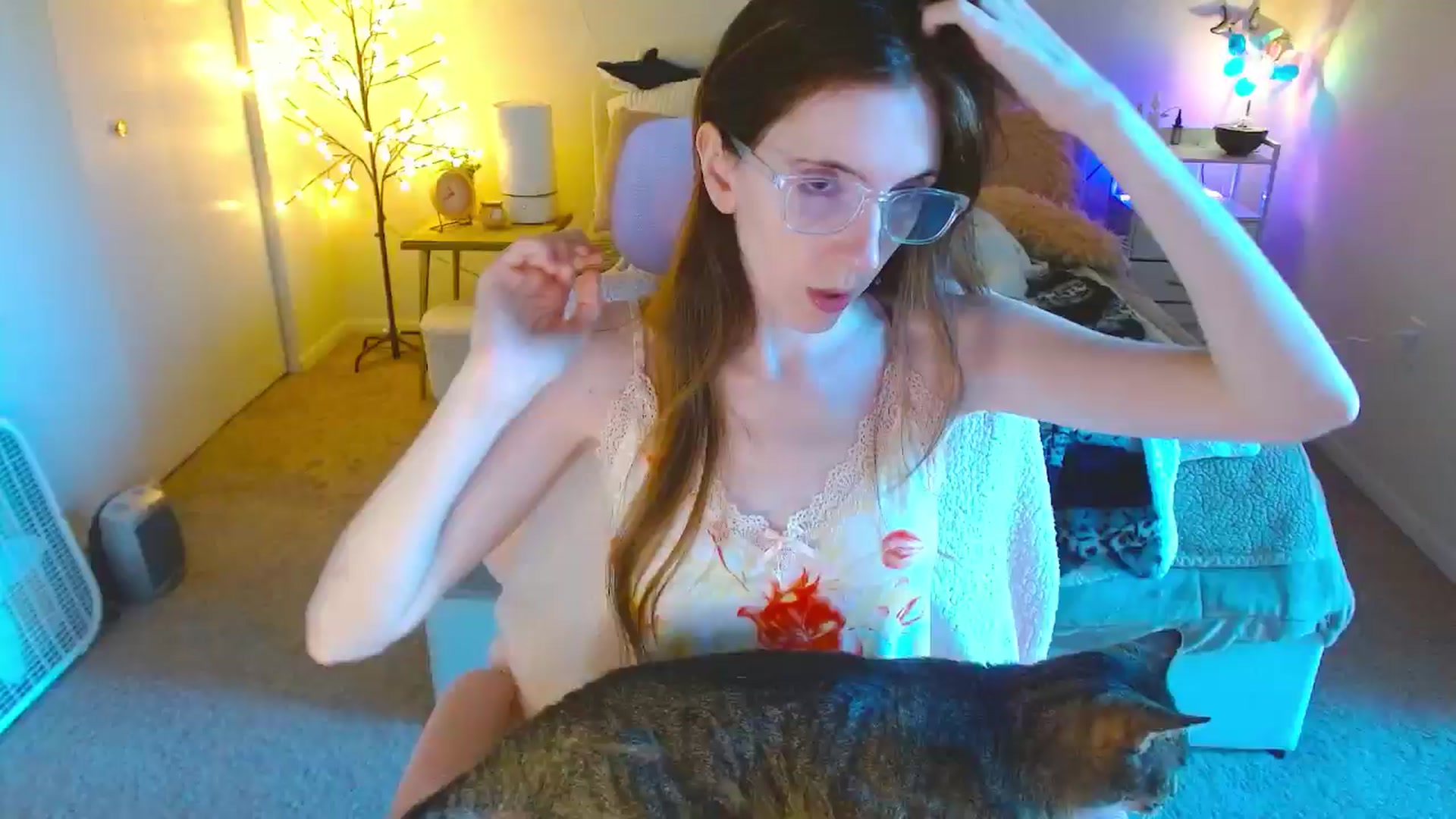 Gallery image thumbnail from MangoMae's myfreecams stream on, 10/02/2024, 20:19 image 1 of 20