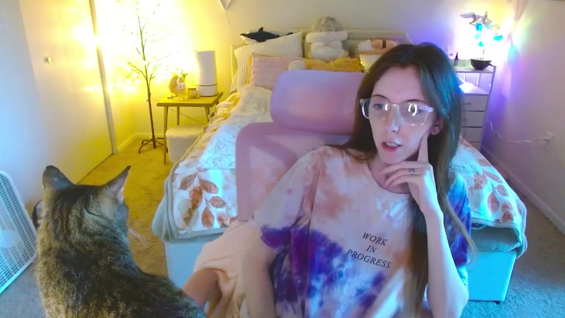Gallery image thumbnail from MangoMae's myfreecams stream on, 10/16/2024, 22:35 image 18 of 20