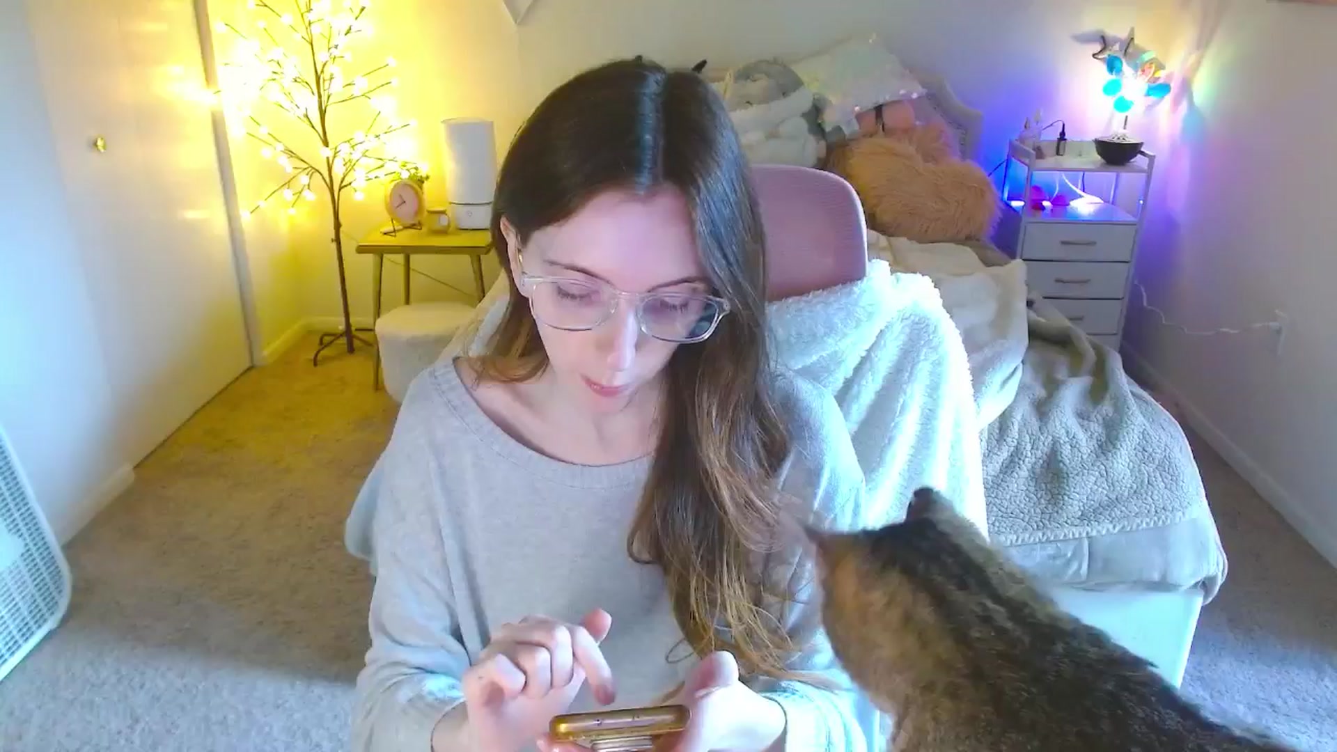 Gallery image thumbnail from MangoMae's myfreecams stream on, 10/23/2024, 18:53 image 8 of 20