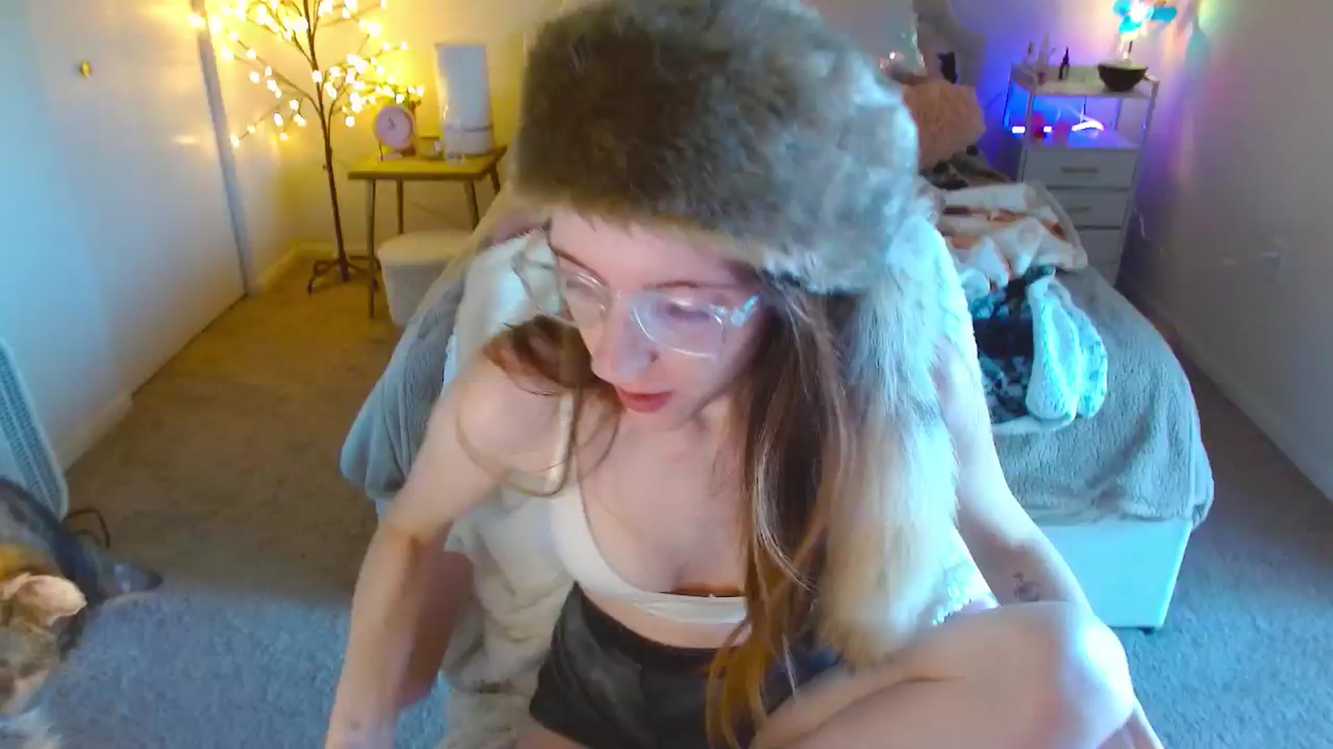 Gallery image thumbnail from MangoMae's myfreecams stream on, 11/02/2024, 17:36 image 17 of 20