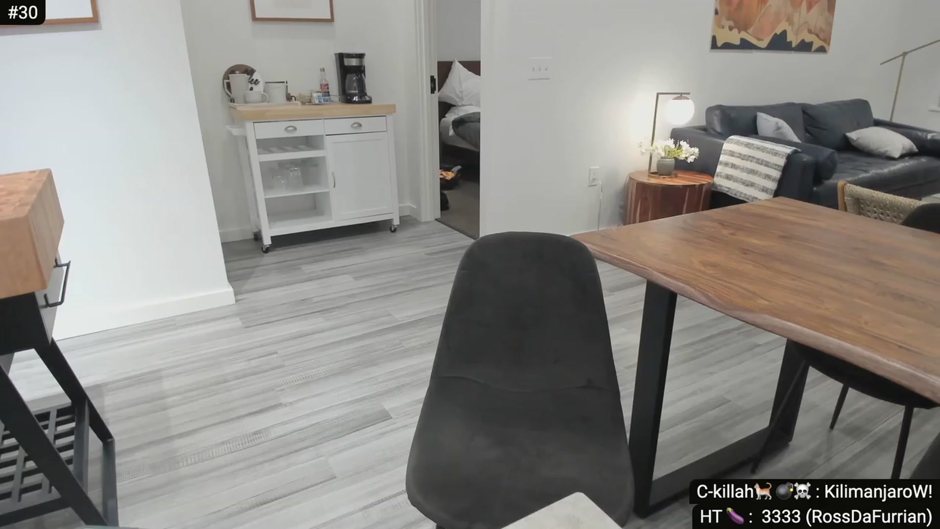 Gallery image thumbnail from MangyMoose's myfreecams stream on, 03/14/2024, 07:55 image 10 of 20