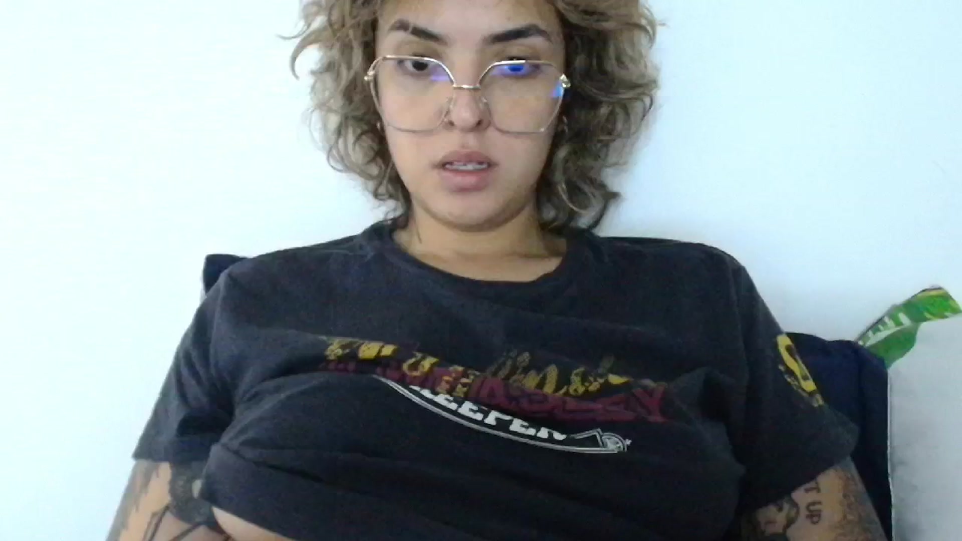 Gallery image thumbnail from ManhattanLA's myfreecams stream on, 08/04/2024, 17:37 image 5 of 20