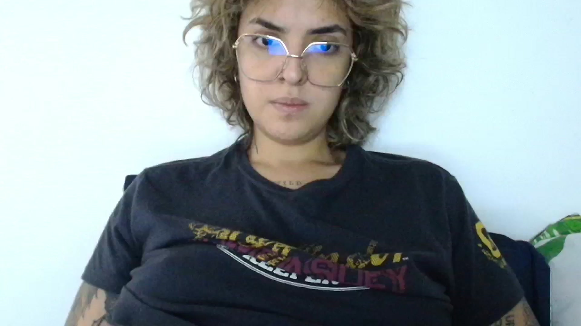Gallery image thumbnail from ManhattanLA's myfreecams stream on, 08/04/2024, 17:37 image 3 of 20