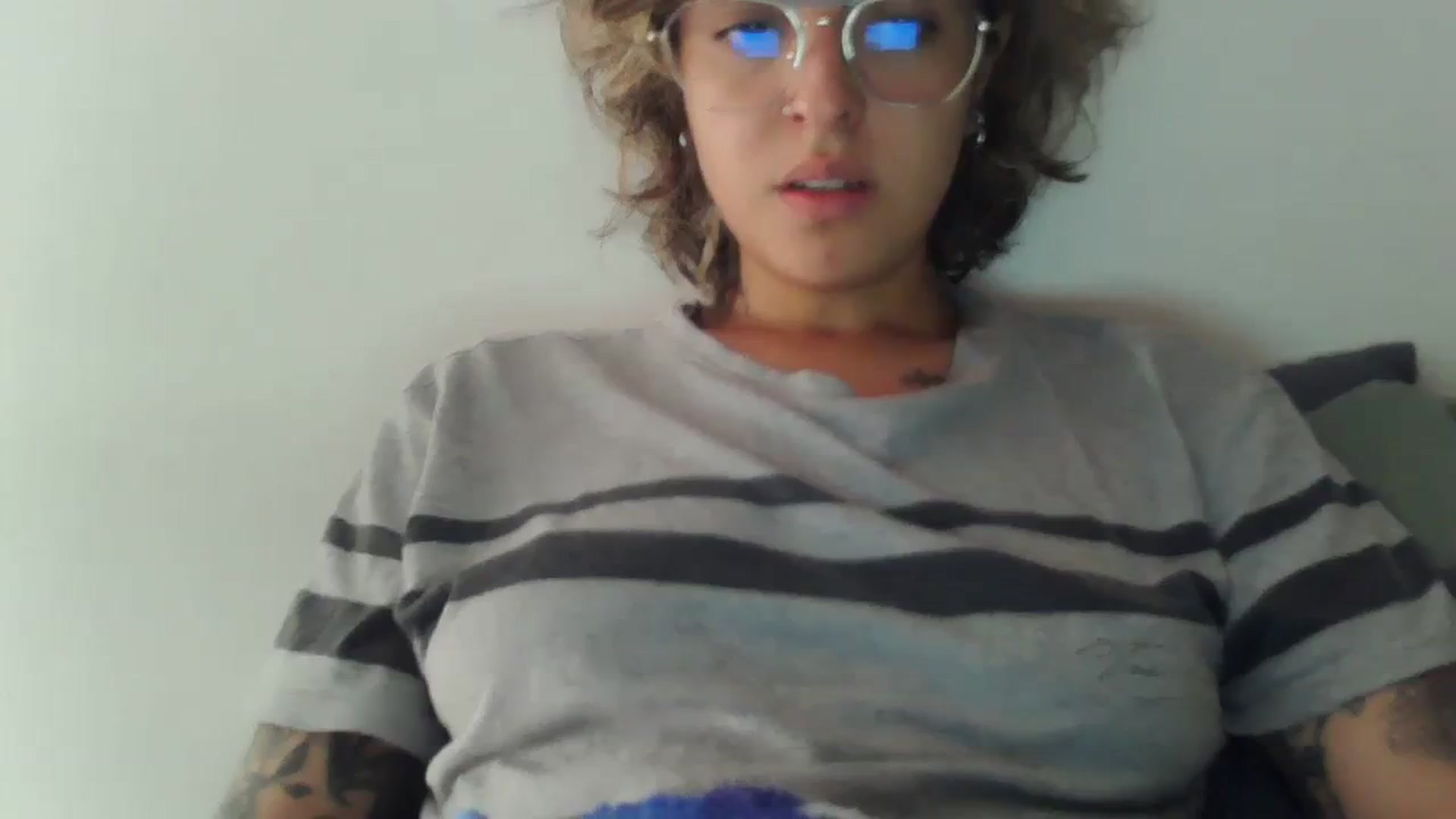 Gallery image thumbnail from ManhattanNY's myfreecams stream on, 12/28/2023, 17:05 image 12 of 20
