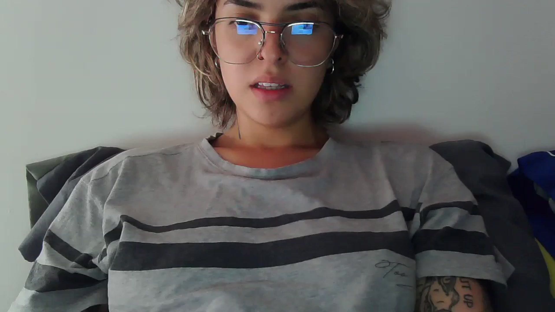 Gallery image thumbnail from ManhattanNY's myfreecams stream on, 01/05/2024, 16:54 image 16 of 20