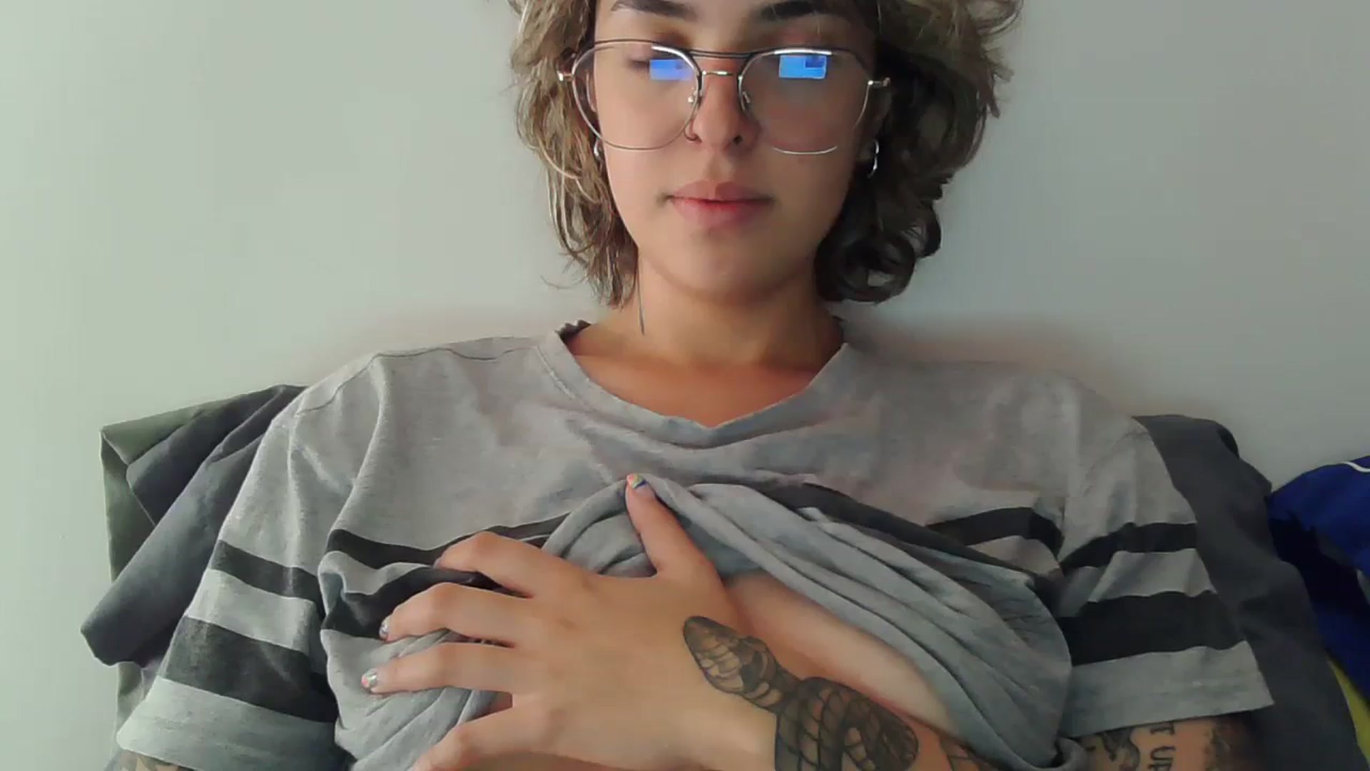 Gallery image thumbnail from ManhattanNY's myfreecams stream on, 01/05/2024, 16:54 image 13 of 20