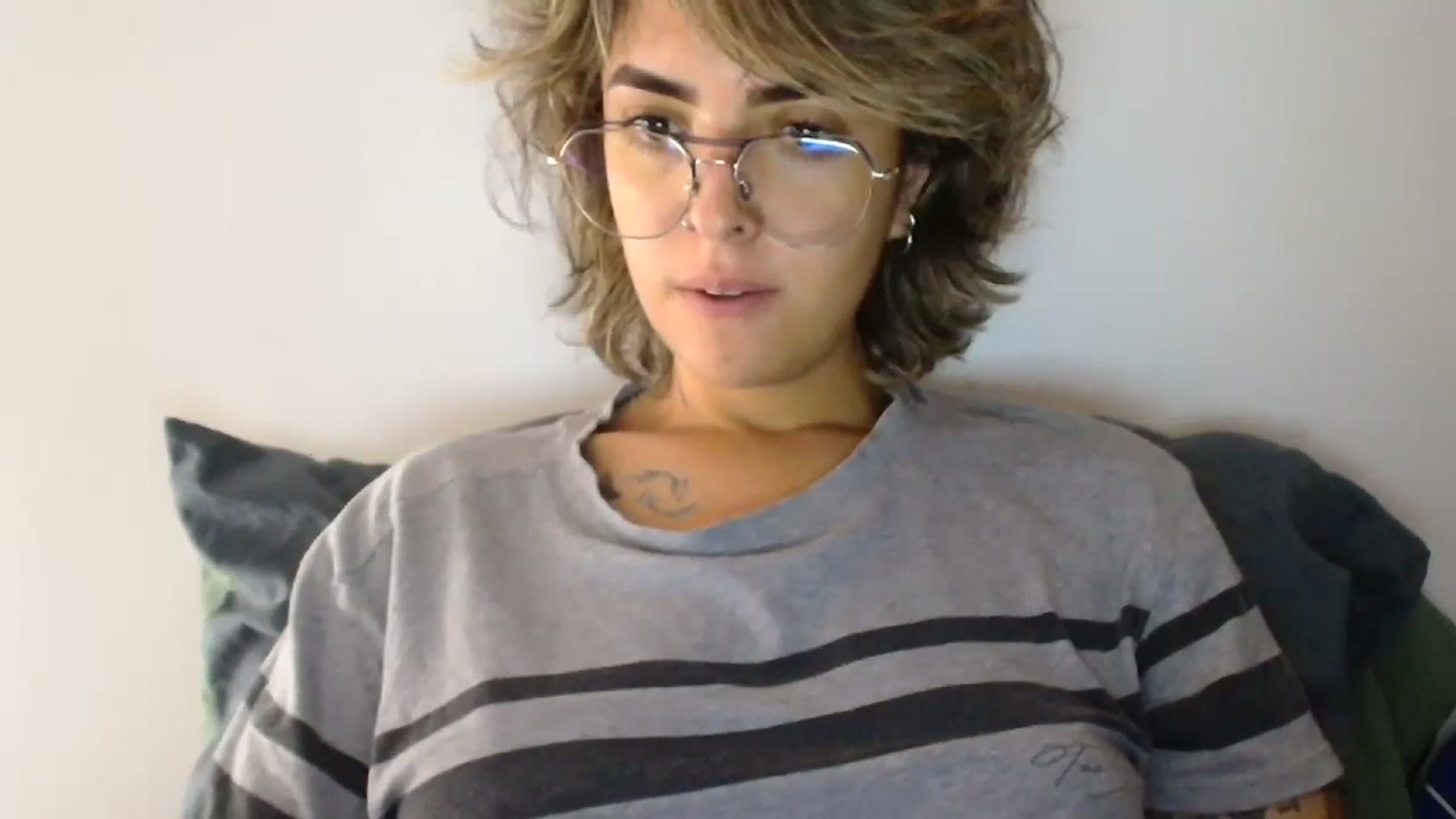 Gallery image thumbnail from ManhattanNY's myfreecams stream on, 01/18/2024, 15:55 image 12 of 20