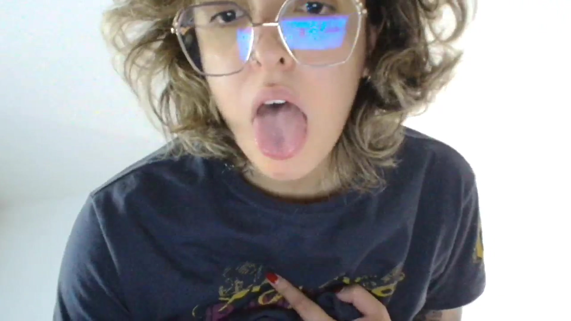 Gallery image thumbnail from ManhattanNY's myfreecams stream on, 09/16/2024, 19:04 image 18 of 20