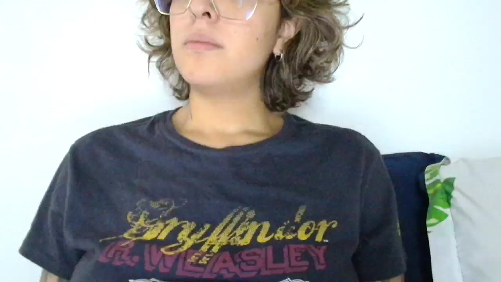 Gallery image thumbnail from ManhattanNY's myfreecams stream on, 10/17/2024, 16:43 image 6 of 20