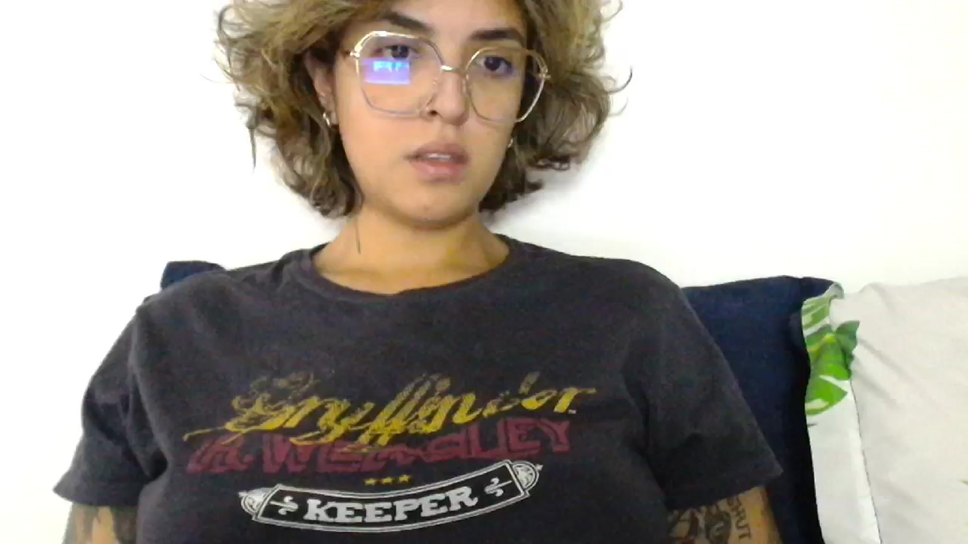 Gallery image thumbnail from ManhattanNY's myfreecams stream on, 10/17/2024, 16:43 image 1 of 20