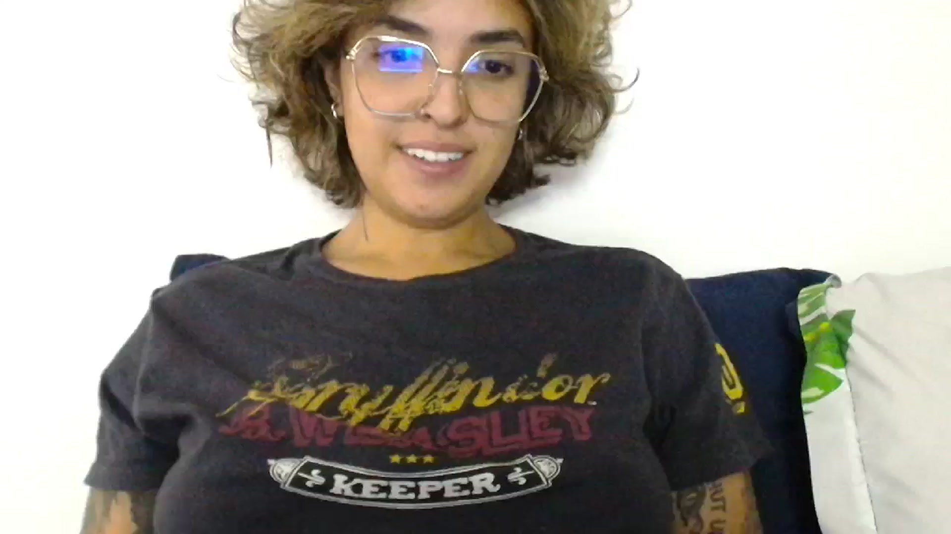 Gallery image thumbnail from ManhattanNY's myfreecams stream on, 10/17/2024, 16:43 image 3 of 20