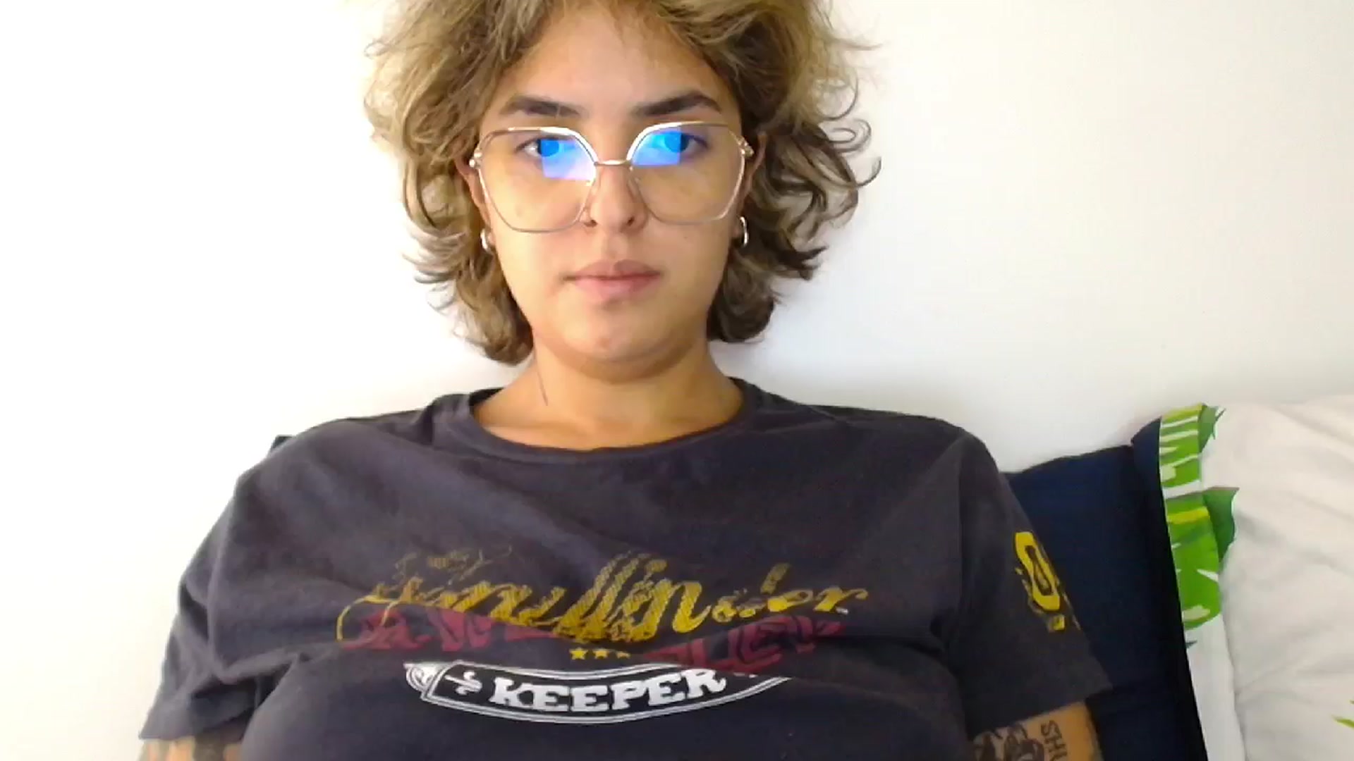 Gallery image thumbnail from ManhattanNY's myfreecams stream on, 10/17/2024, 17:48 image 16 of 20