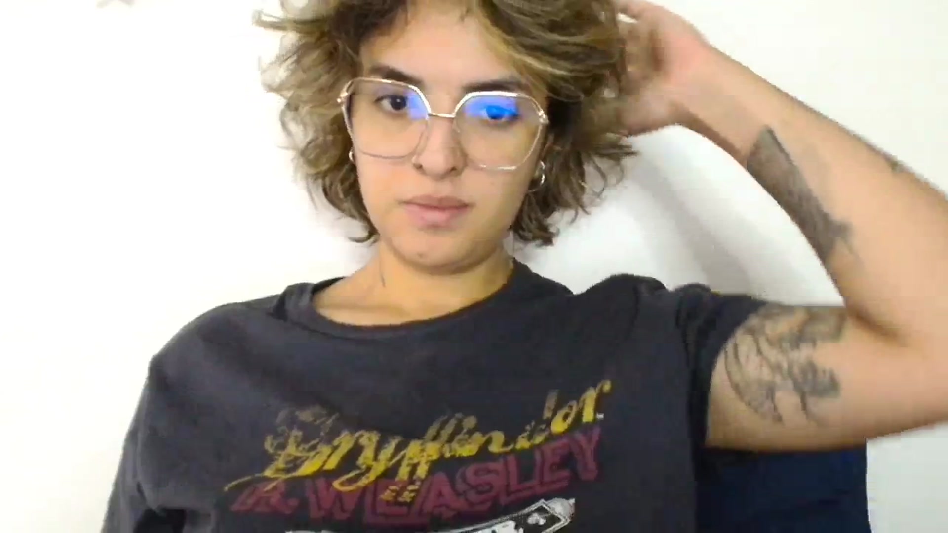 Gallery image thumbnail from ManhattanNY's myfreecams stream on, 10/18/2024, 16:49 image 6 of 20