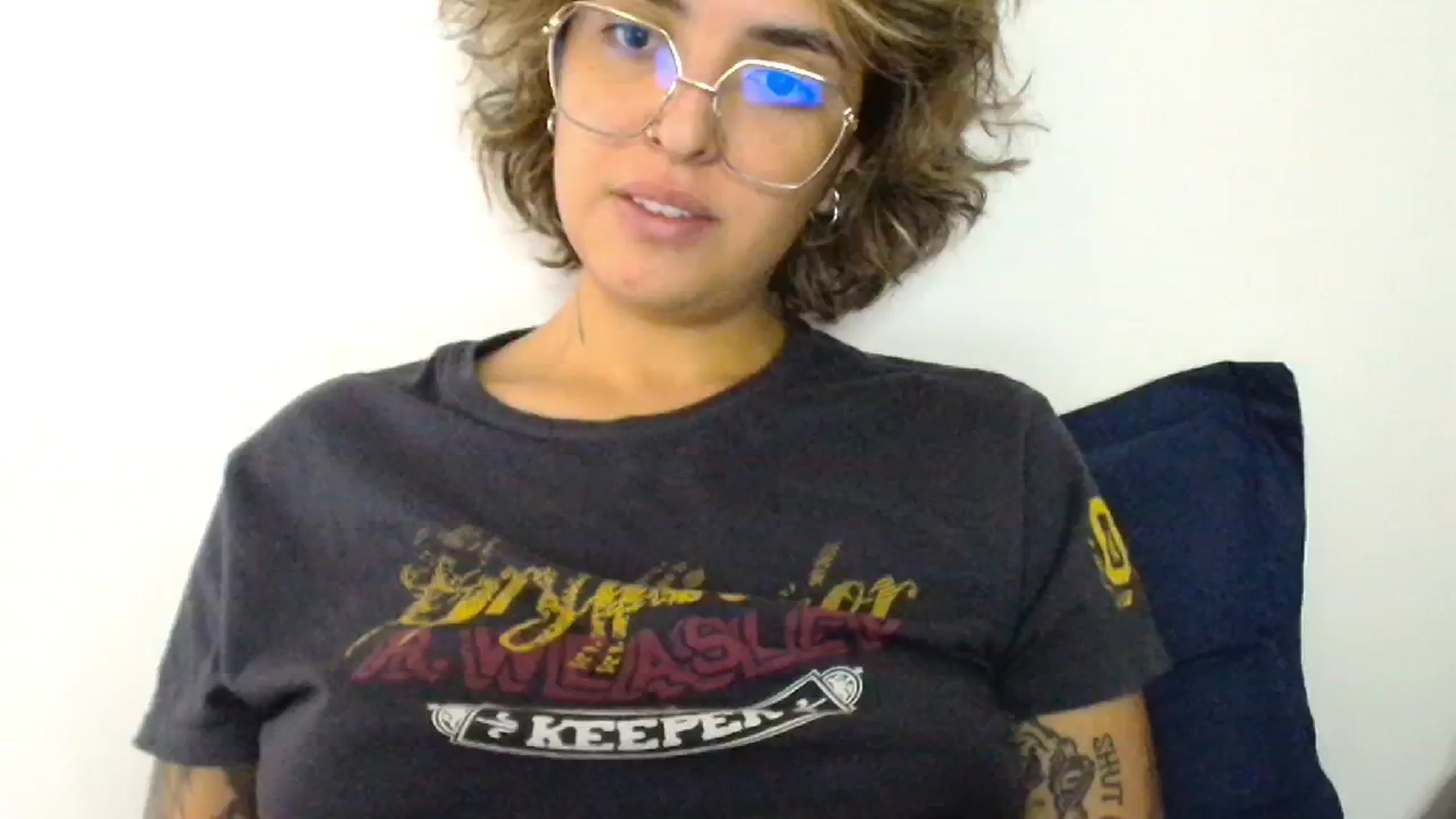 Gallery image thumbnail from ManhattanNY's myfreecams stream on, 10/18/2024, 16:49 image 11 of 20