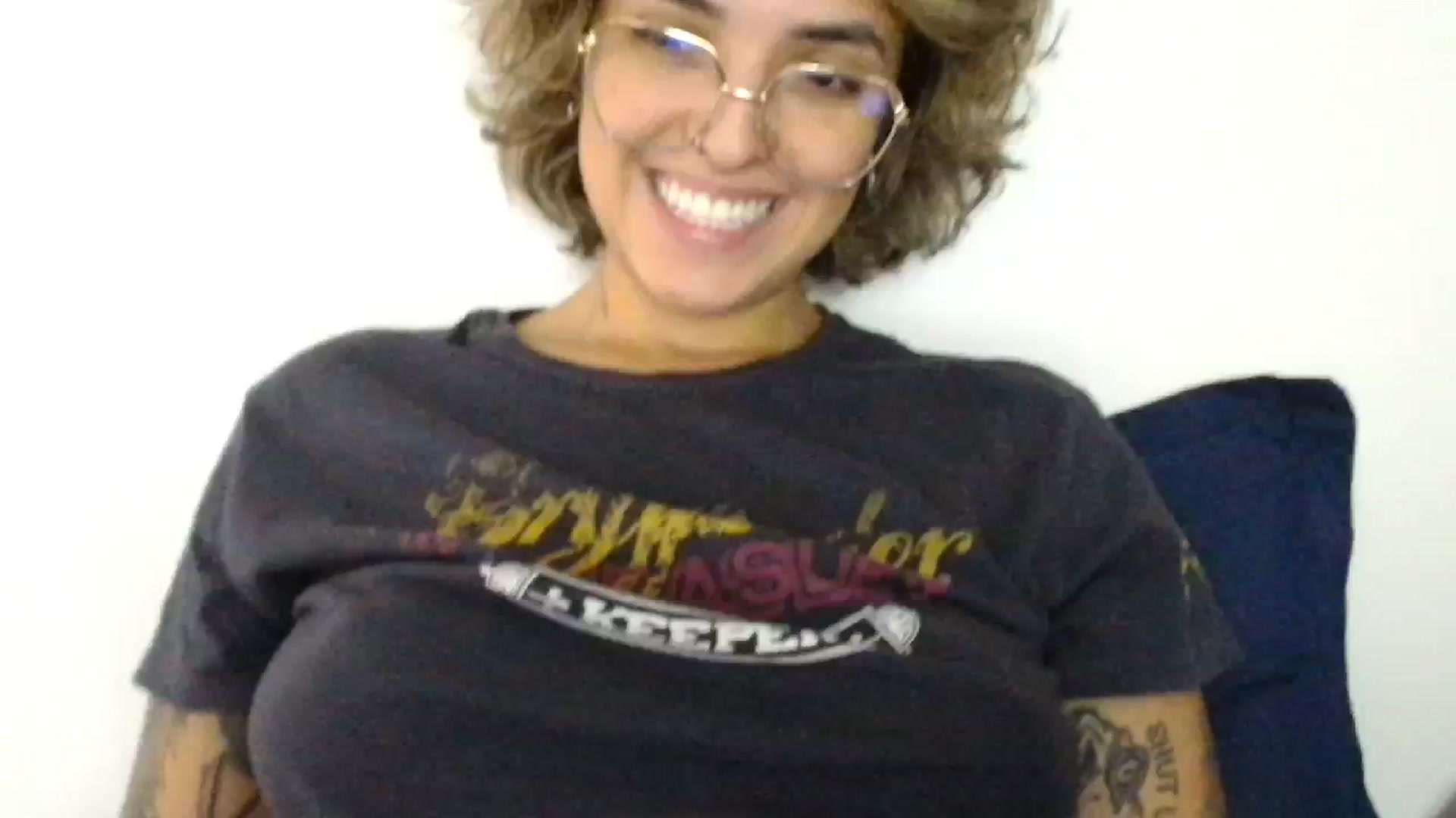 Gallery image thumbnail from ManhattanNY's myfreecams stream on, 10/18/2024, 16:49 image 20 of 20