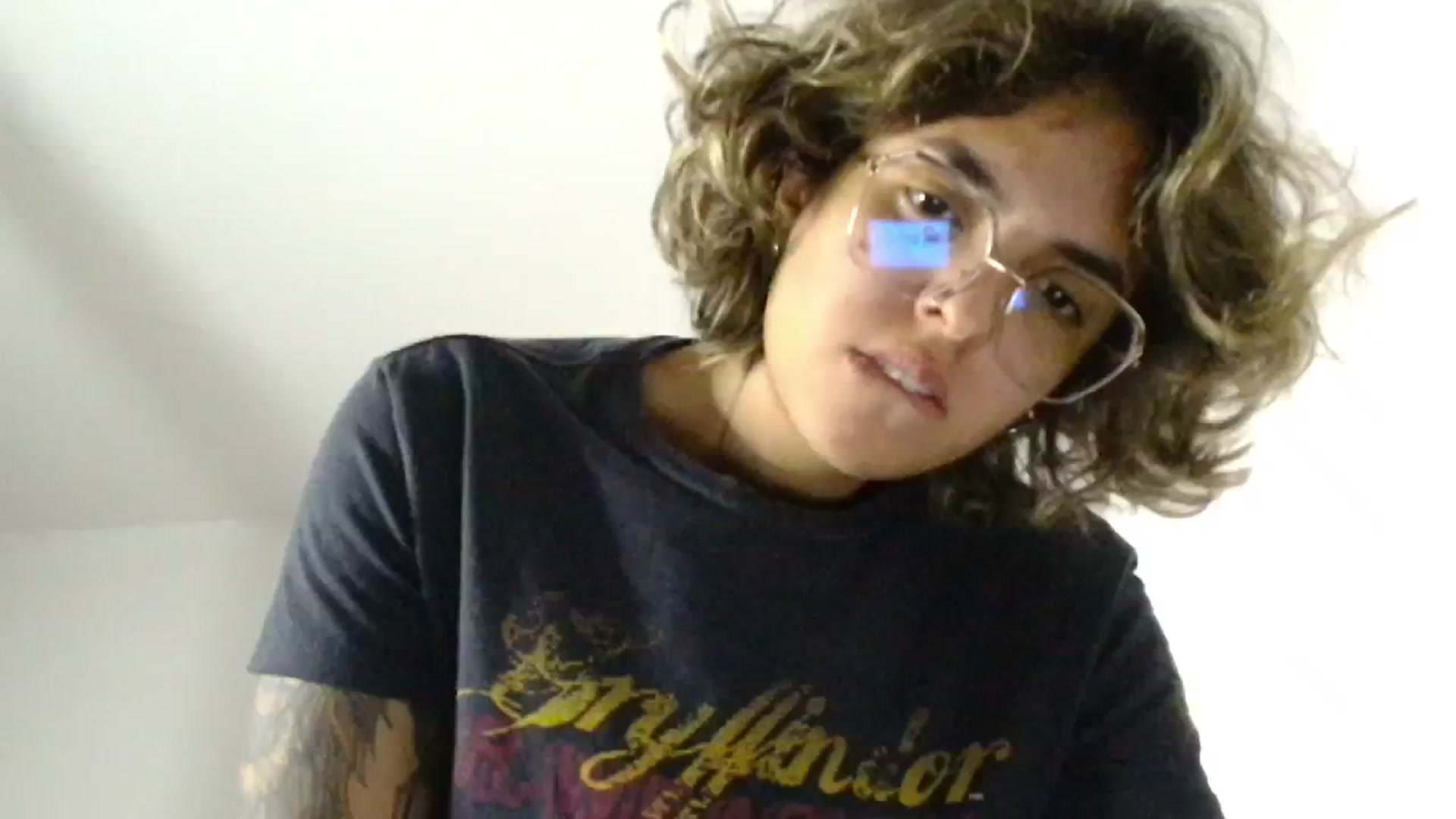 Gallery image thumbnail from ManhattanNY's myfreecams stream on, 10/20/2024, 17:17 image 11 of 20