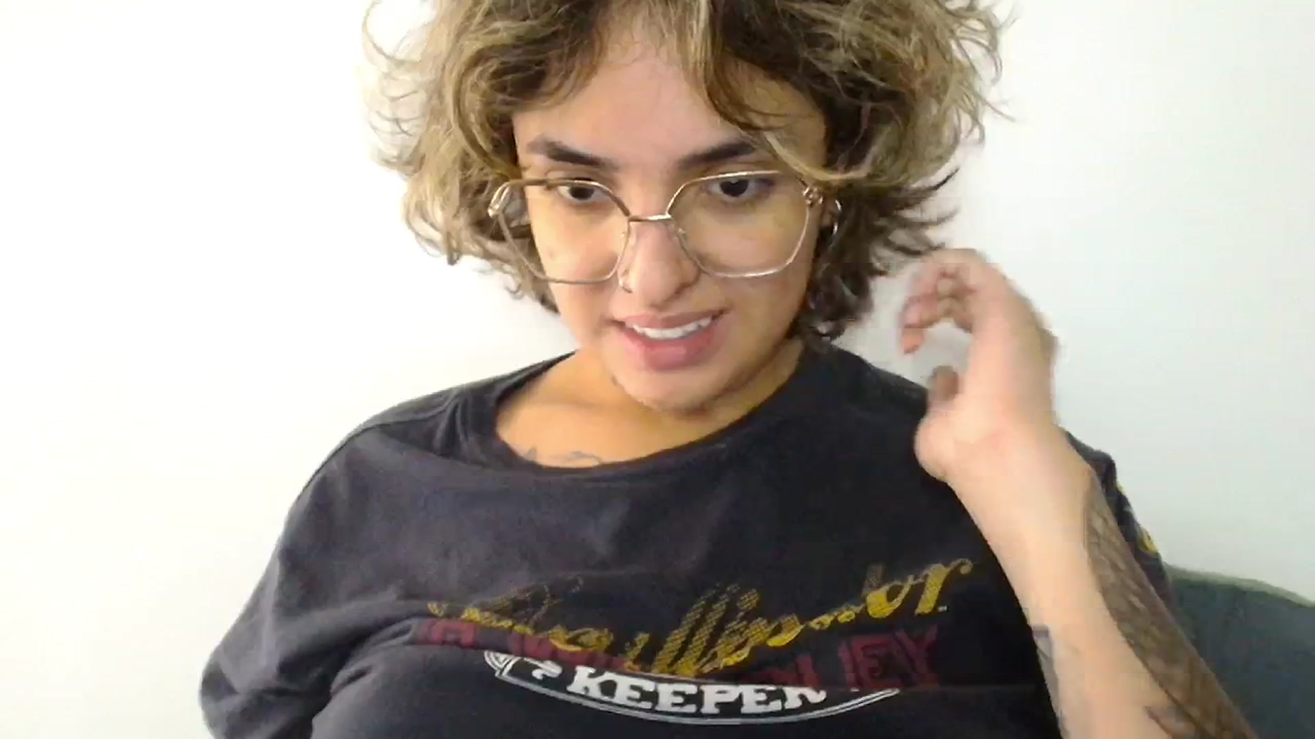 Gallery image thumbnail from ManhattanNY's myfreecams stream on, 10/20/2024, 17:55 image 16 of 20