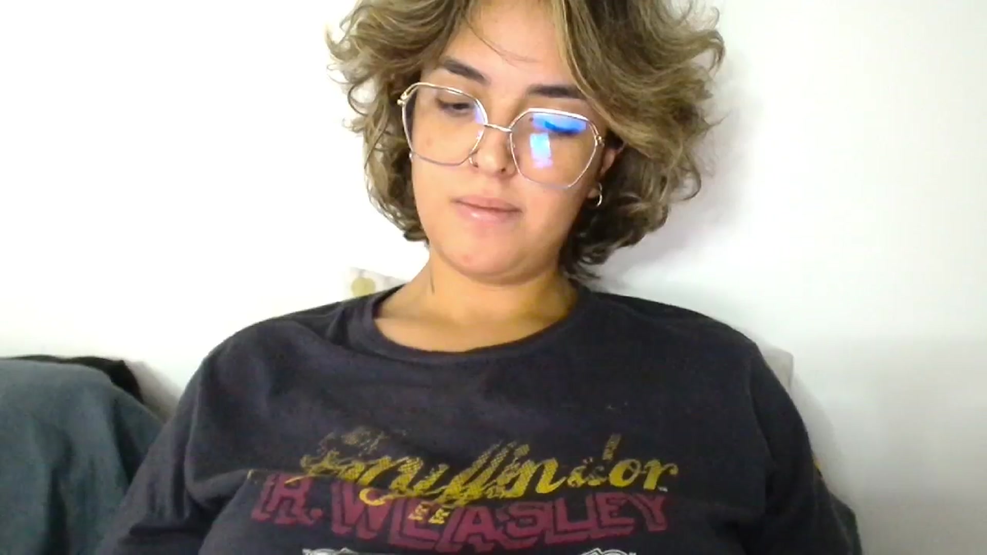 Gallery image thumbnail from ManhattanNY's myfreecams stream on, 10/22/2024, 18:31 image 15 of 20