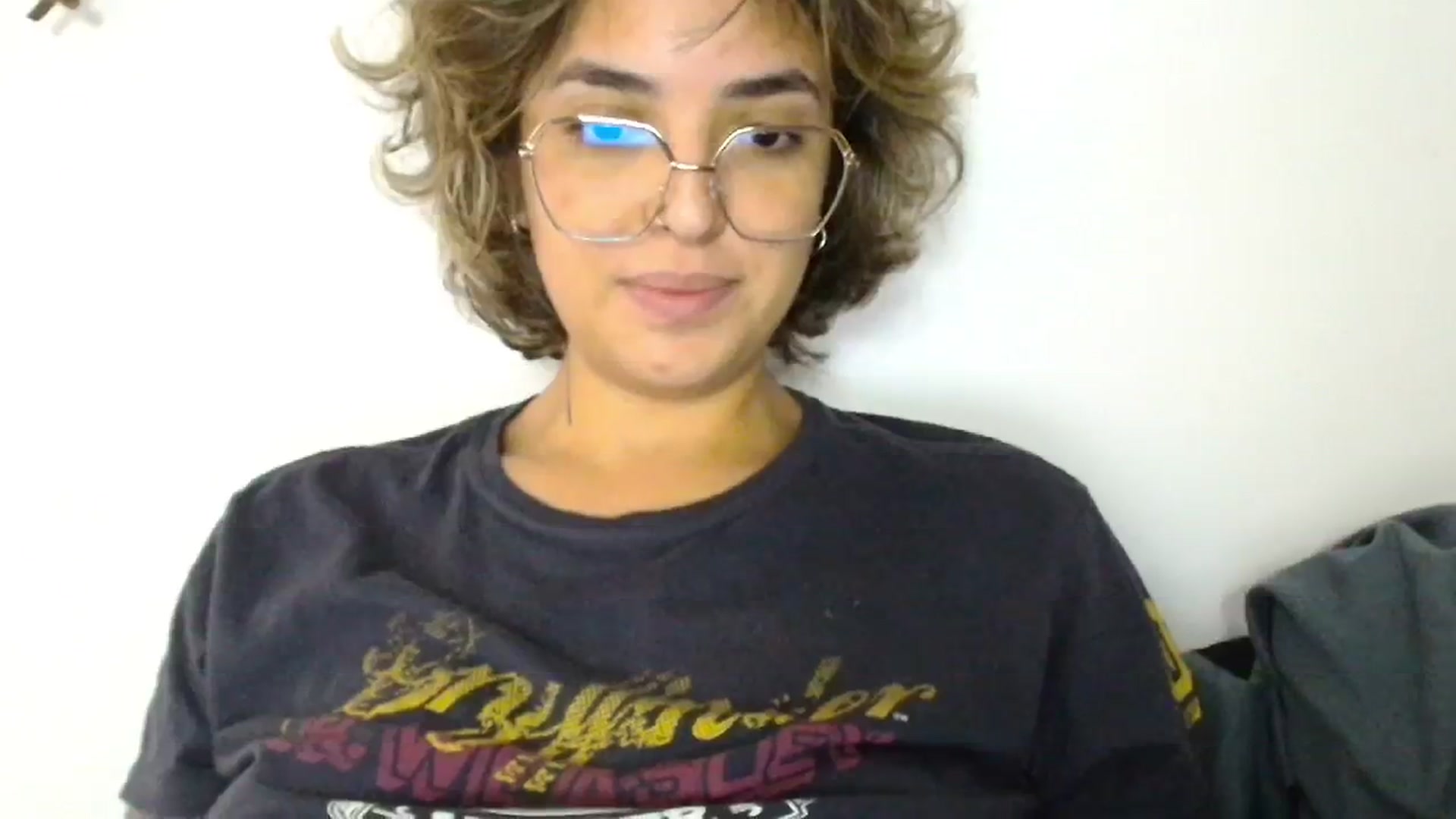 Gallery image thumbnail from ManhattanNY's myfreecams stream on, 10/22/2024, 18:31 image 20 of 20