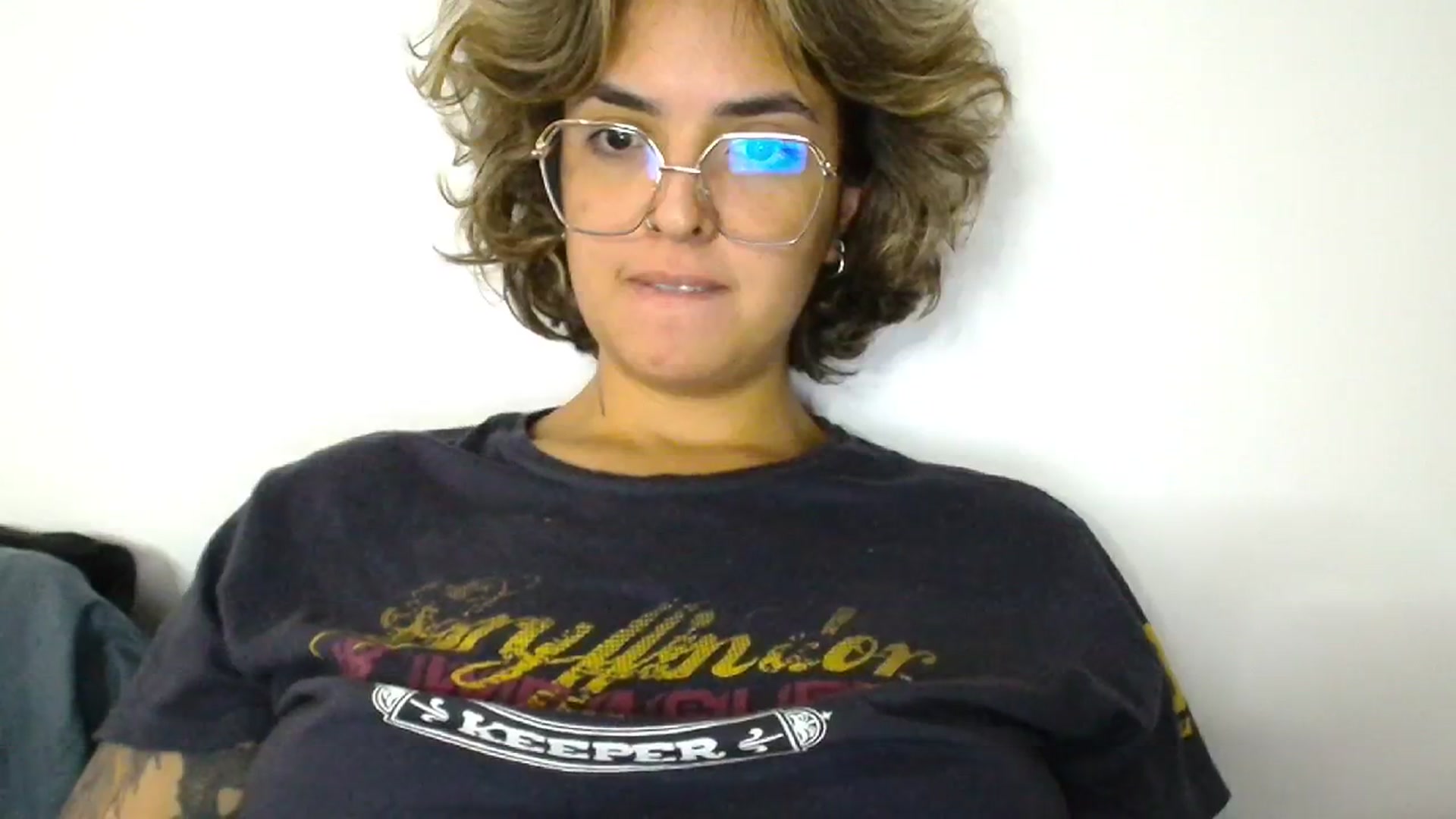 Gallery image thumbnail from ManhattanNY's myfreecams stream on, 10/22/2024, 18:31 image 3 of 20
