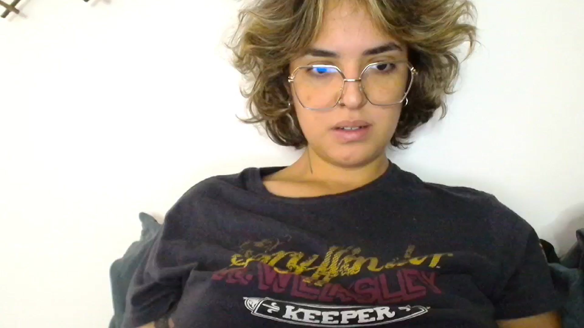 Gallery image thumbnail from ManhattanNY's myfreecams stream on, 10/22/2024, 18:31 image 1 of 20