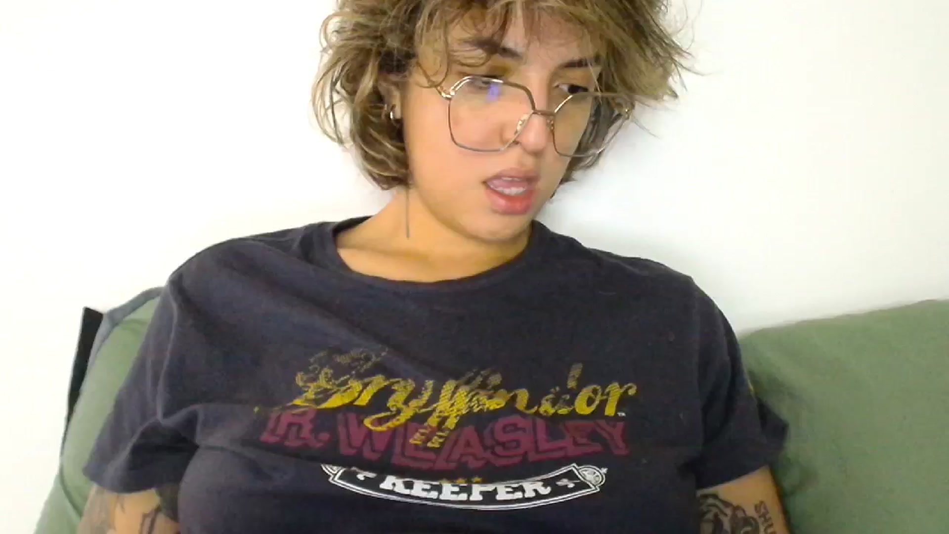 Gallery image thumbnail from ManhattanNY's myfreecams stream on, 10/25/2024, 15:19 image 11 of 20