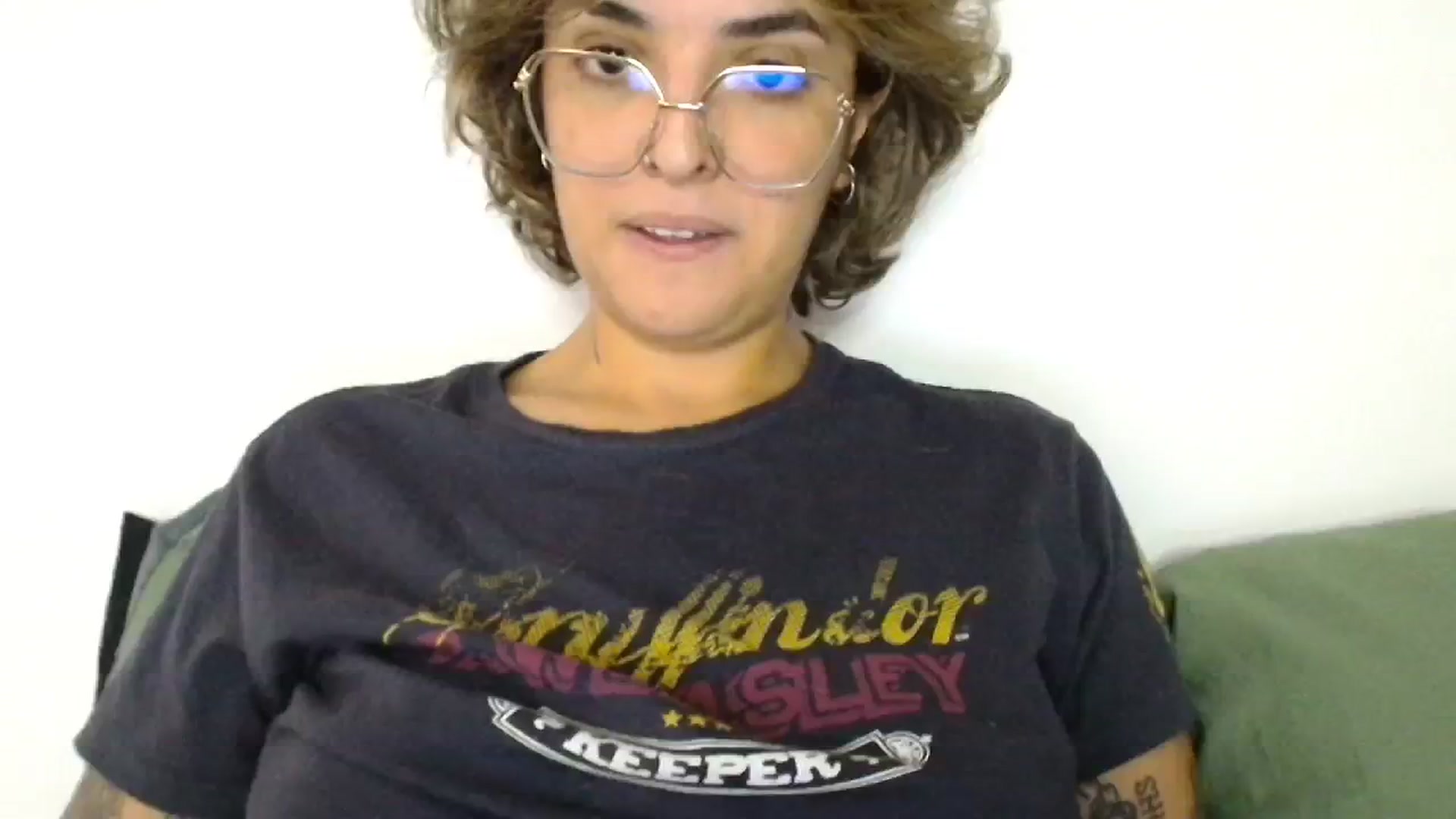 Gallery image thumbnail from ManhattanNY's myfreecams stream on, 10/25/2024, 15:19 image 6 of 20