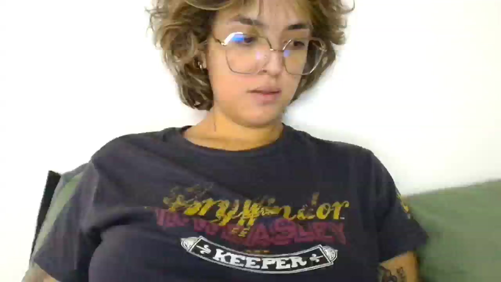 Gallery image thumbnail from ManhattanNY's myfreecams stream on, 10/25/2024, 15:19 image 16 of 20