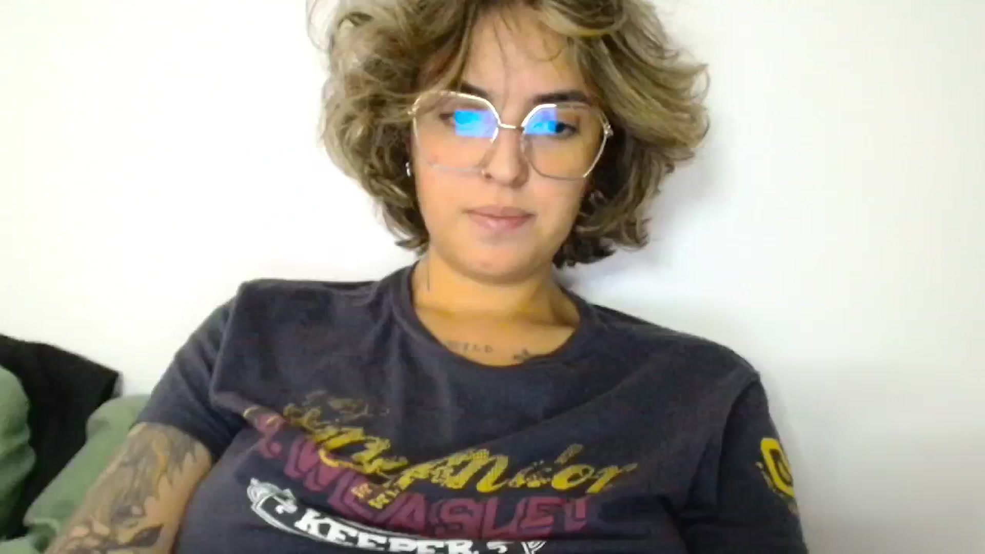 Gallery image thumbnail from ManhattanNY's myfreecams stream on, 10/25/2024, 15:59 image 17 of 20