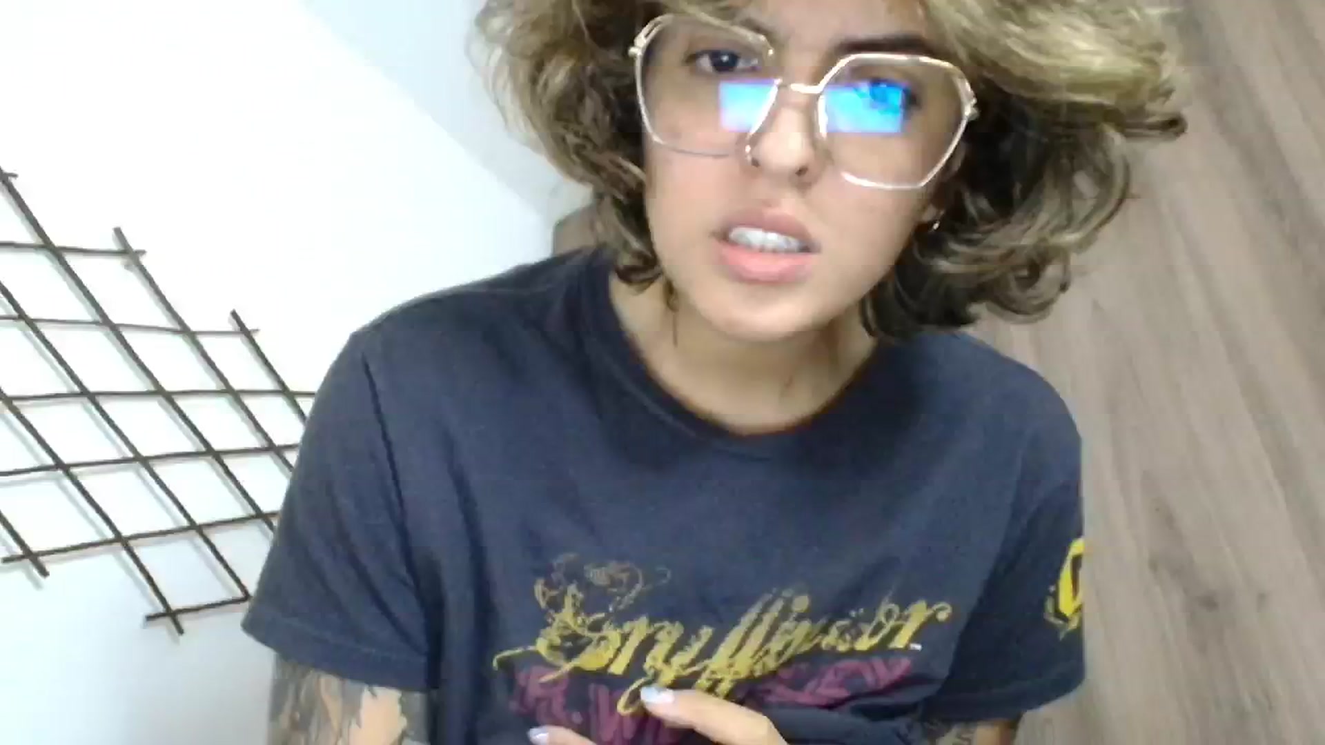 Gallery image thumbnail from ManhattanNY's myfreecams stream on, 10/25/2024, 15:59 image 11 of 20