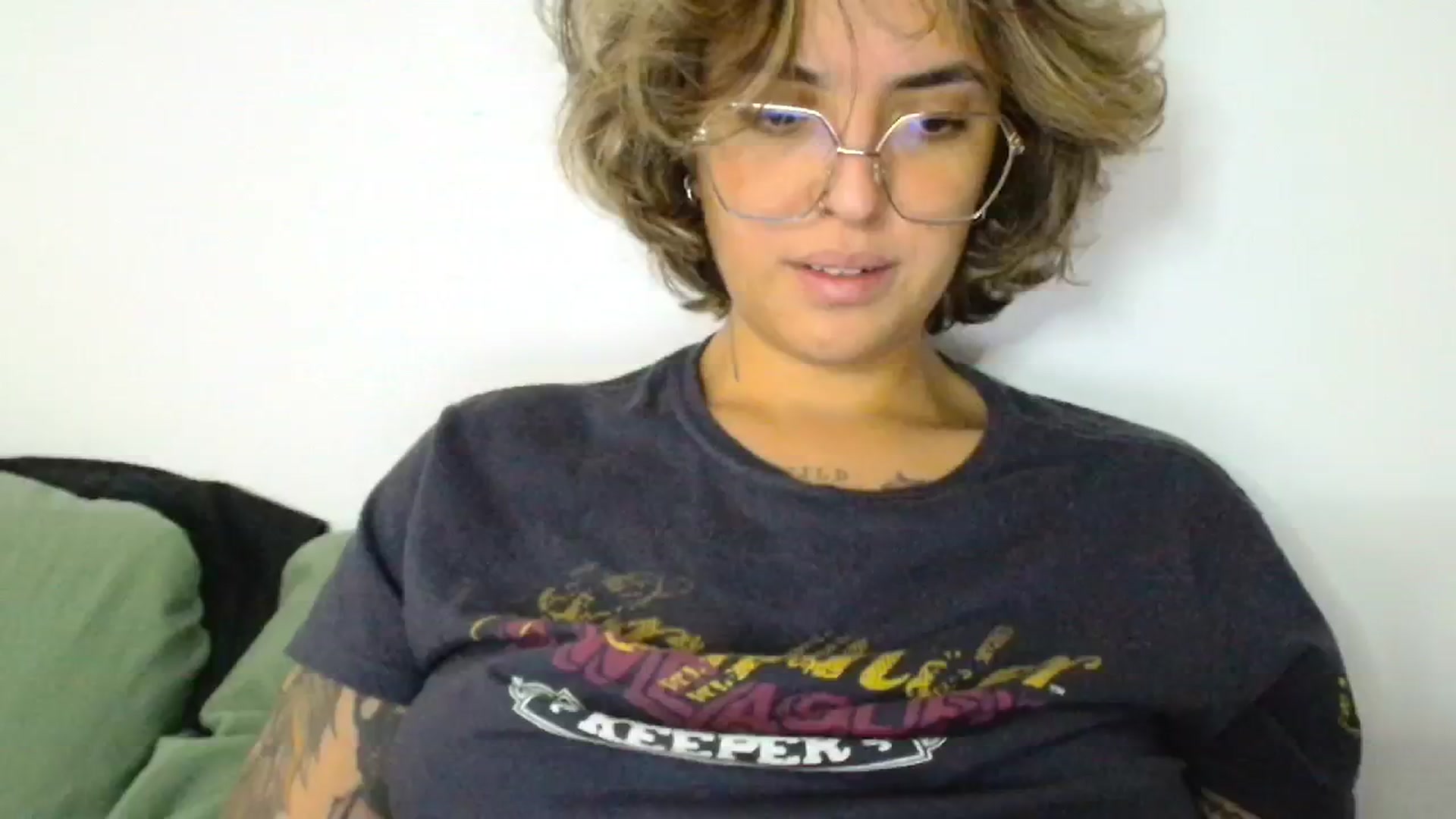 Gallery image thumbnail from ManhattanNY's myfreecams stream on, 10/25/2024, 15:59 image 20 of 20